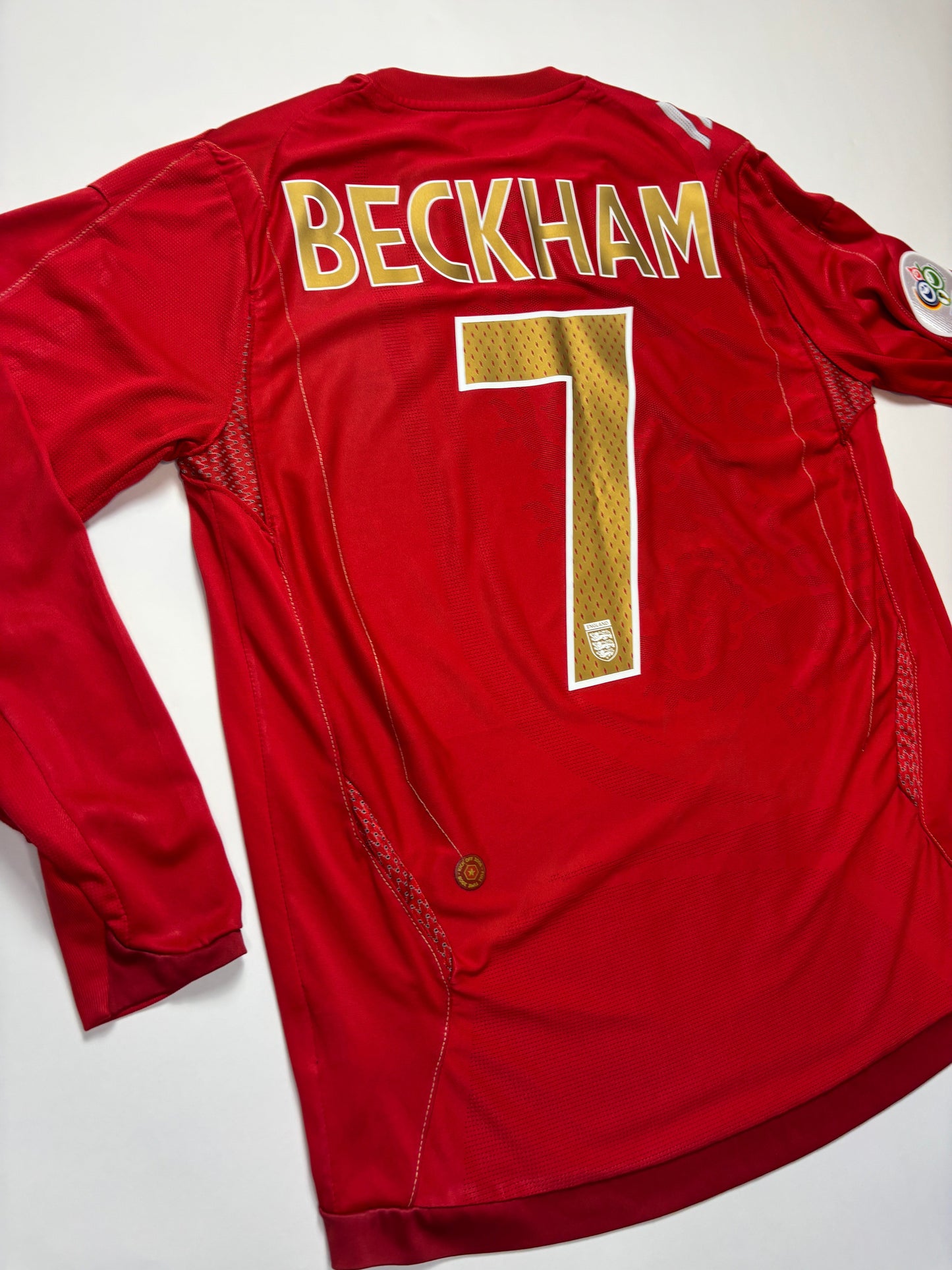 England Away Shirt LS 2006/08 (M) Beckham 7