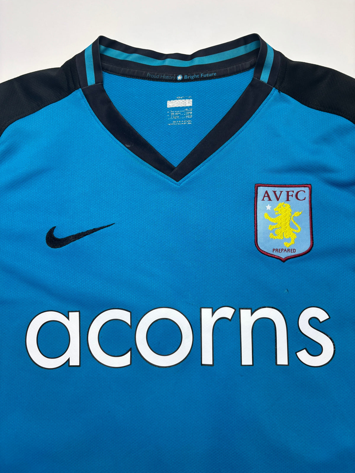 Aston Villa Away Shirt 2008/09 (L) Barry 6