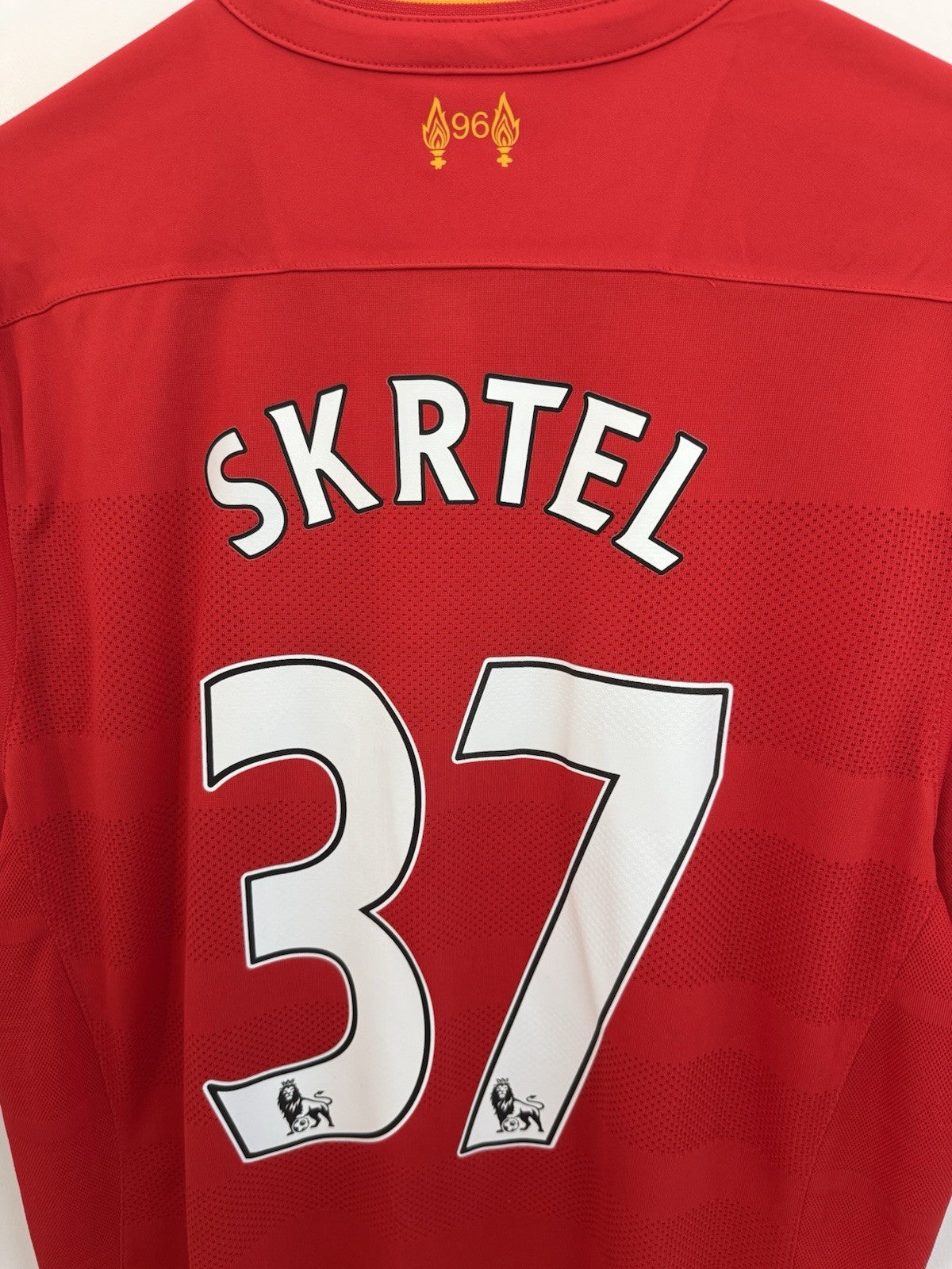 Liverpool Skrtel #37 2016/17 Medium Home Shirt Excellent Condition MT630001