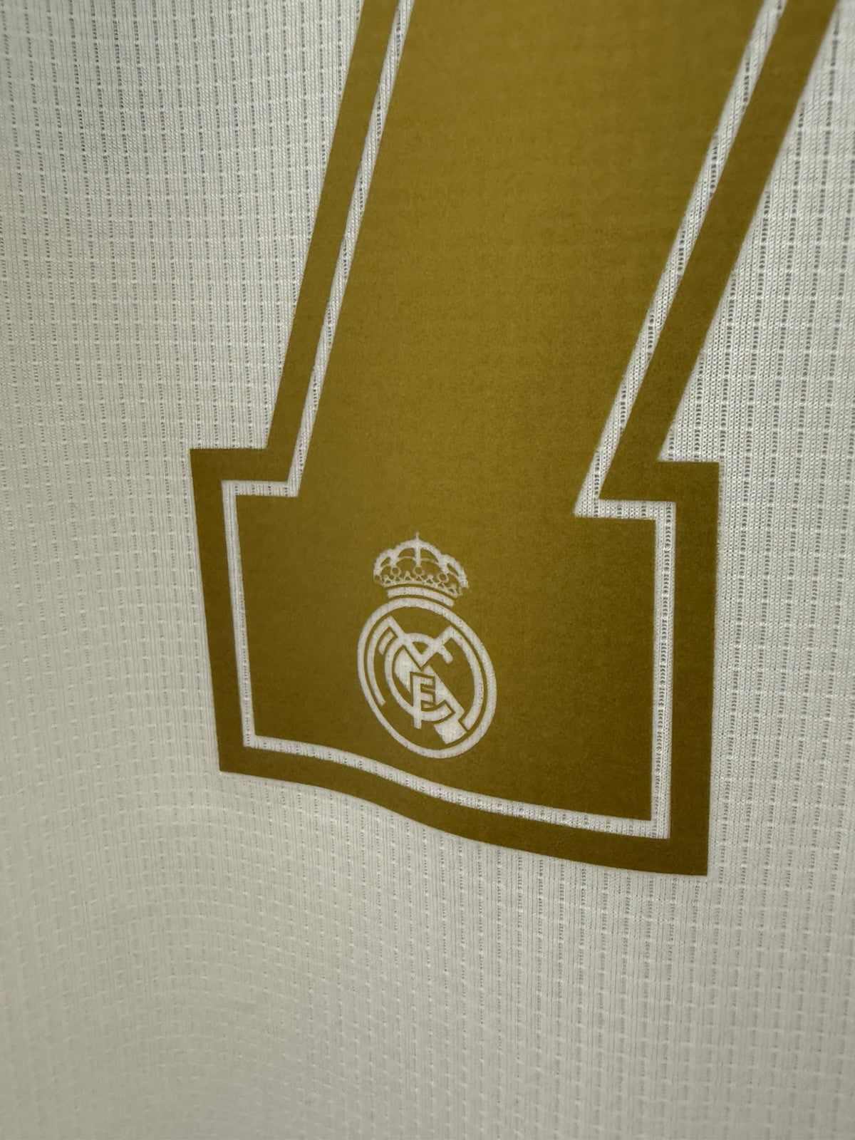 Real Madrid Hazard #7 2019/20 Medium Home Shirt Excellent Condition DW4433