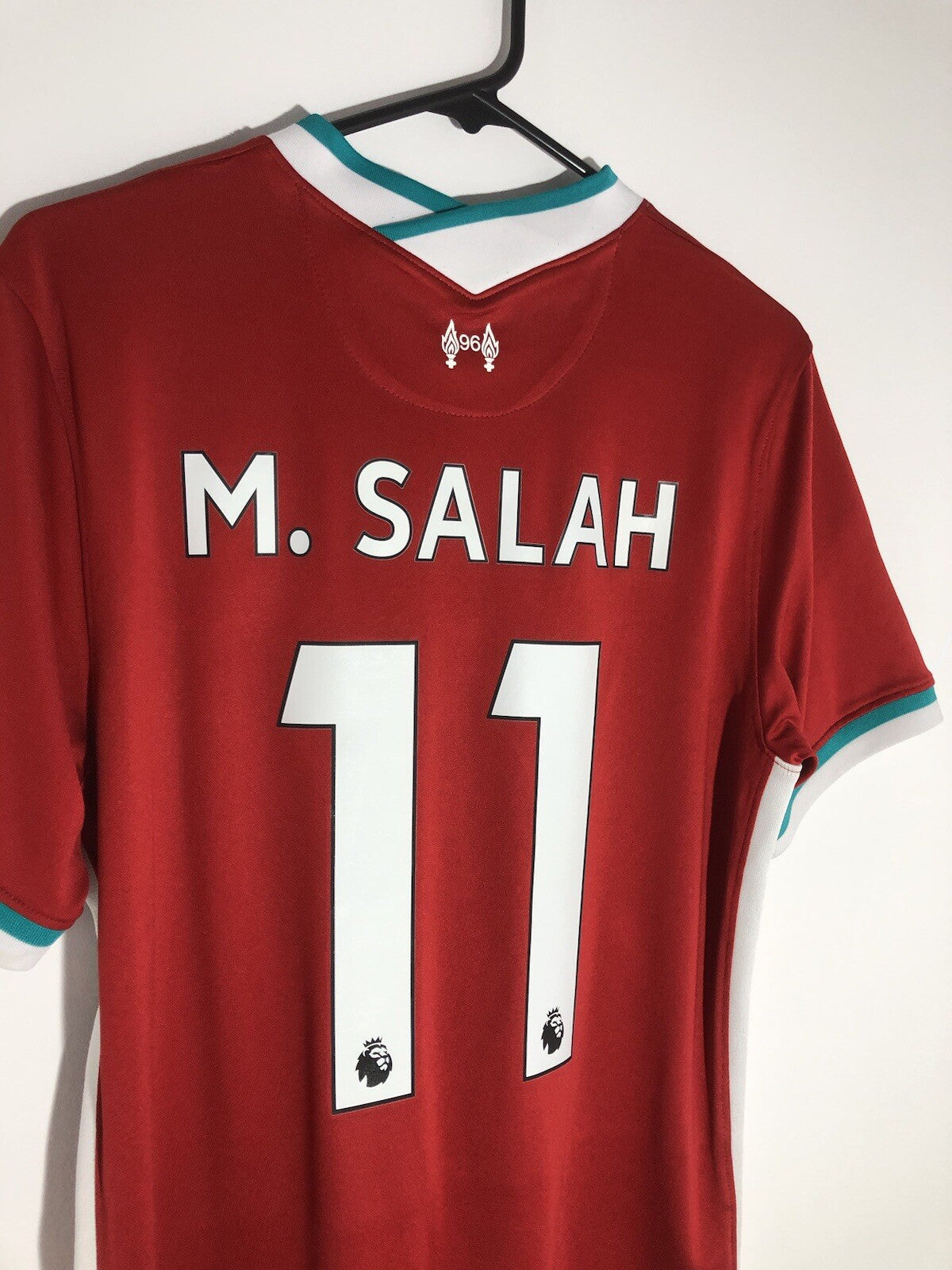 Liverpool M Salah #11 2020/21 Medium Home Shirt Excellent Condition CZ2636-687