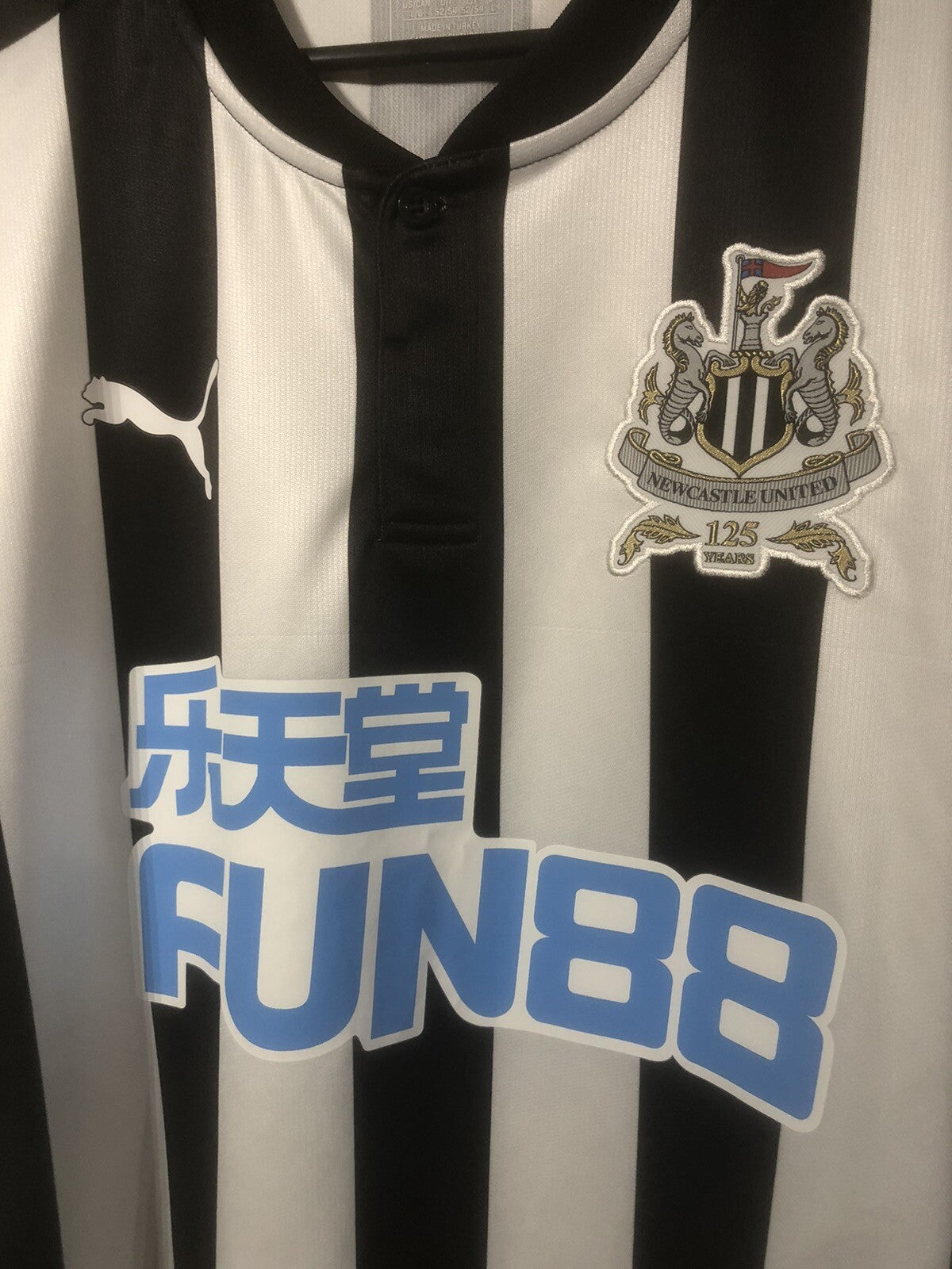 Newcastle United Gayle #9 2017/18 Large Home Shirt Excellent Condition 751271