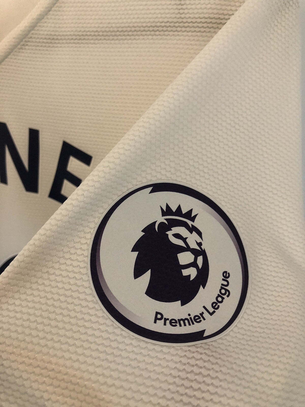 Tottenham Hotspur Kane #10 2021/22 Medium Home Excellent Condition CV7918-101