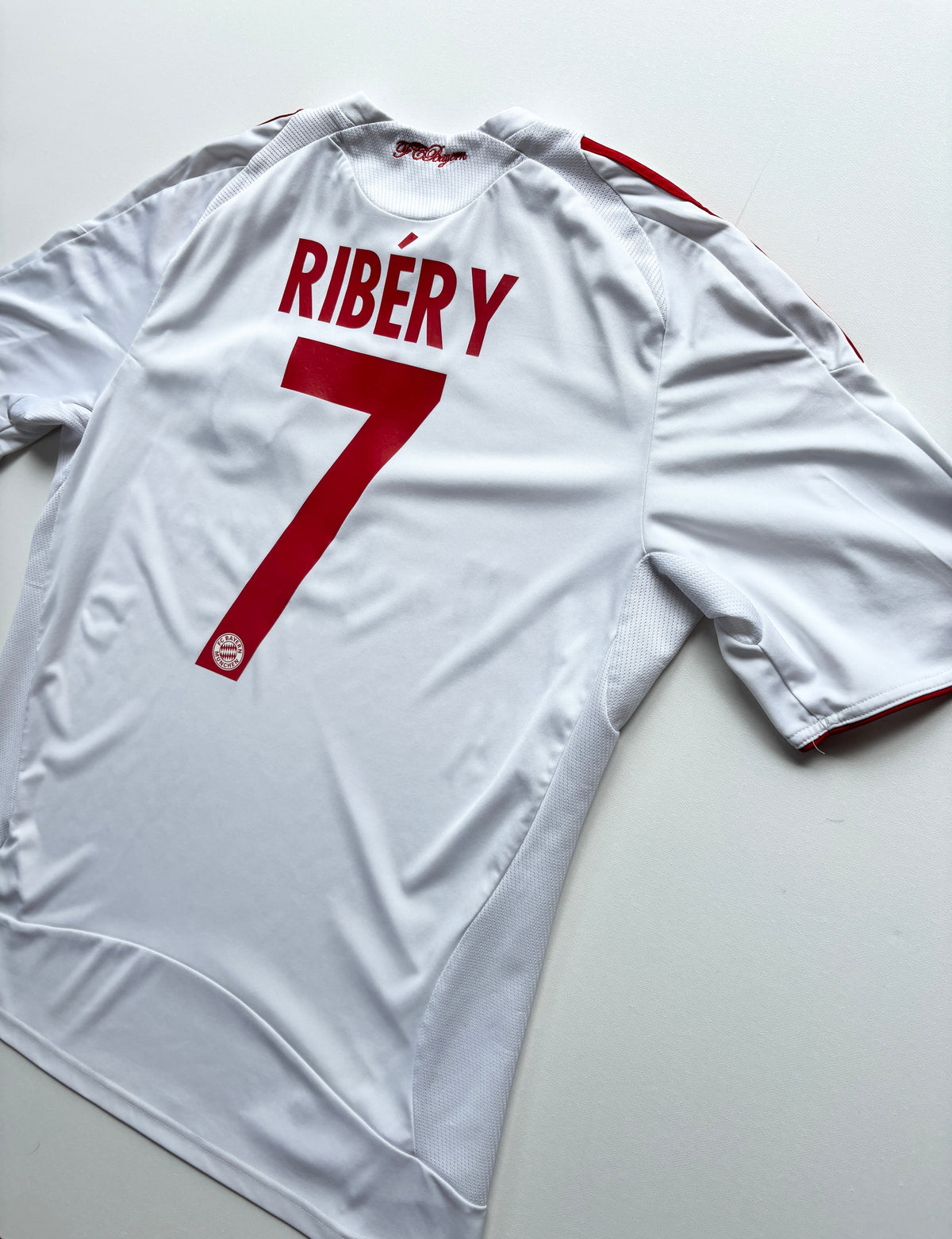 Bayern Munich Third Shirt 2008/09 (M) Ribery 7