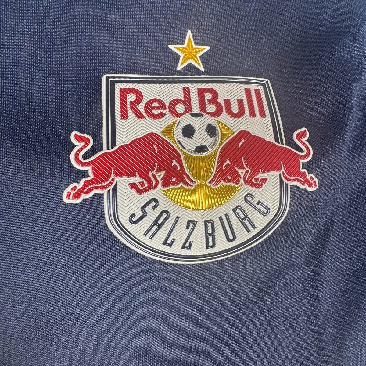Red Bull Salzburg 2022/2023 Away Football Shirt  2XL XXL