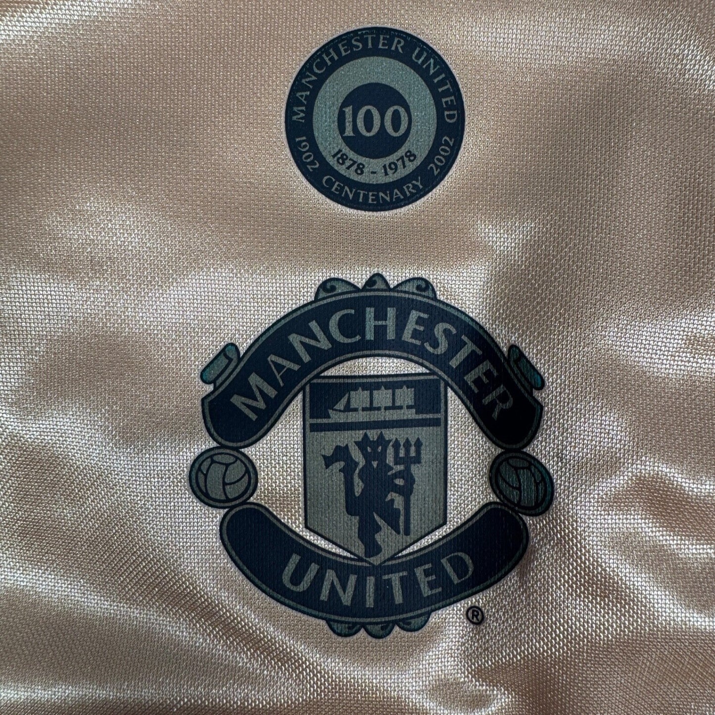 Manchester United 2001/2002 Away Football Shirt Long Sleeve  Medium