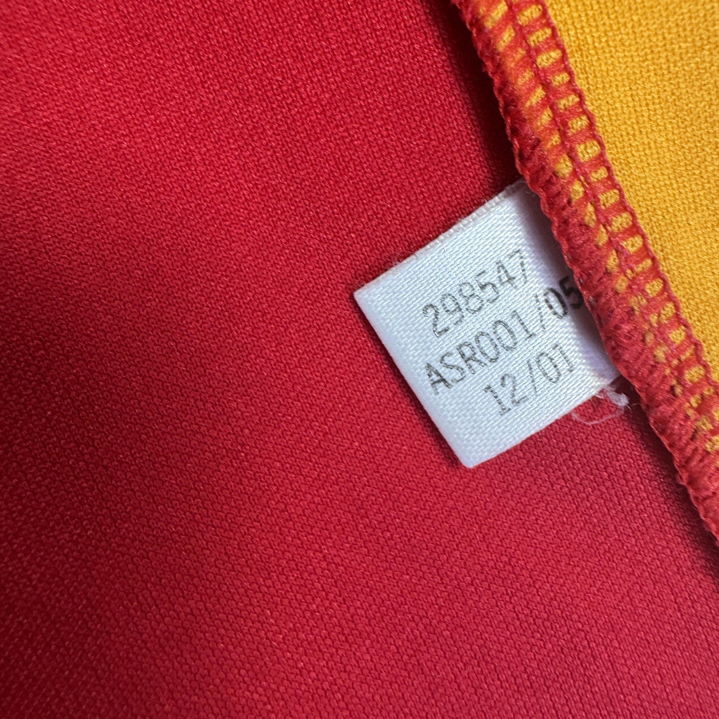 Spain 2002/2003/2004 Home Football Shirt  Large