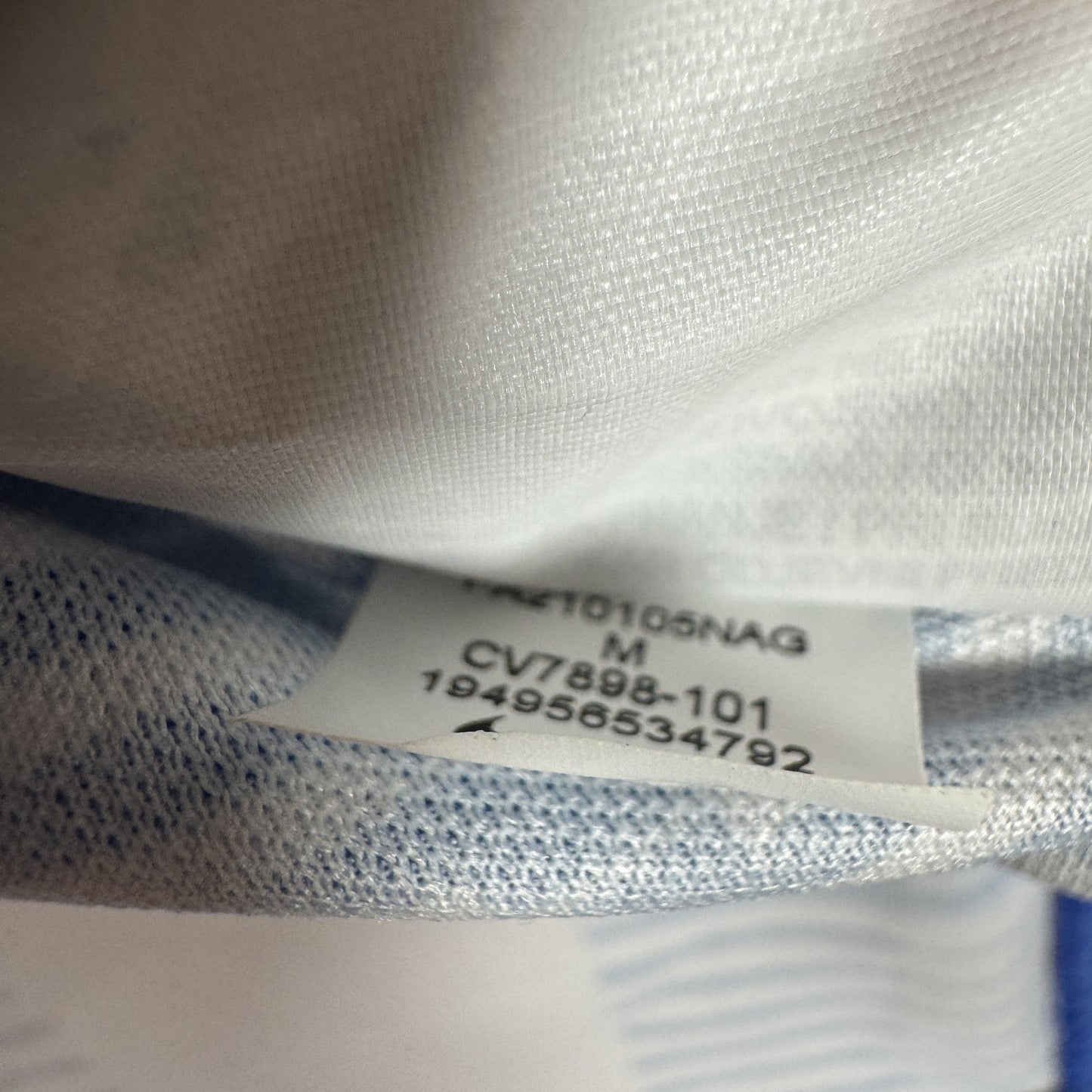 Hertha Berlin 2021/2022 Home Football Shirt  Medium