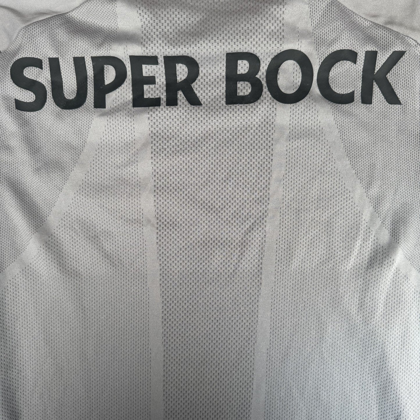 FC Porto 2019/2020 Goalkeeper Football Shirt  Small