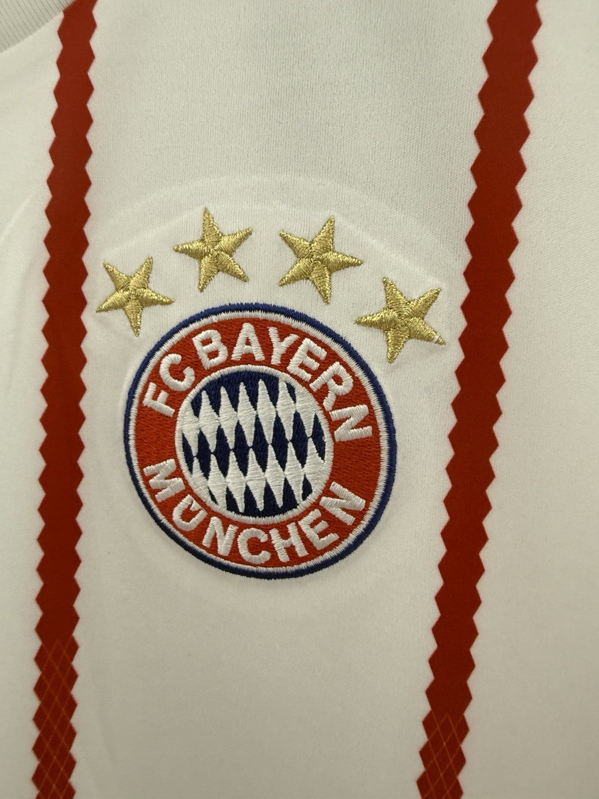 Bayern Munich Vidal #23 2017/18 3rd Large Shirt Adidas BNWT CD6588
