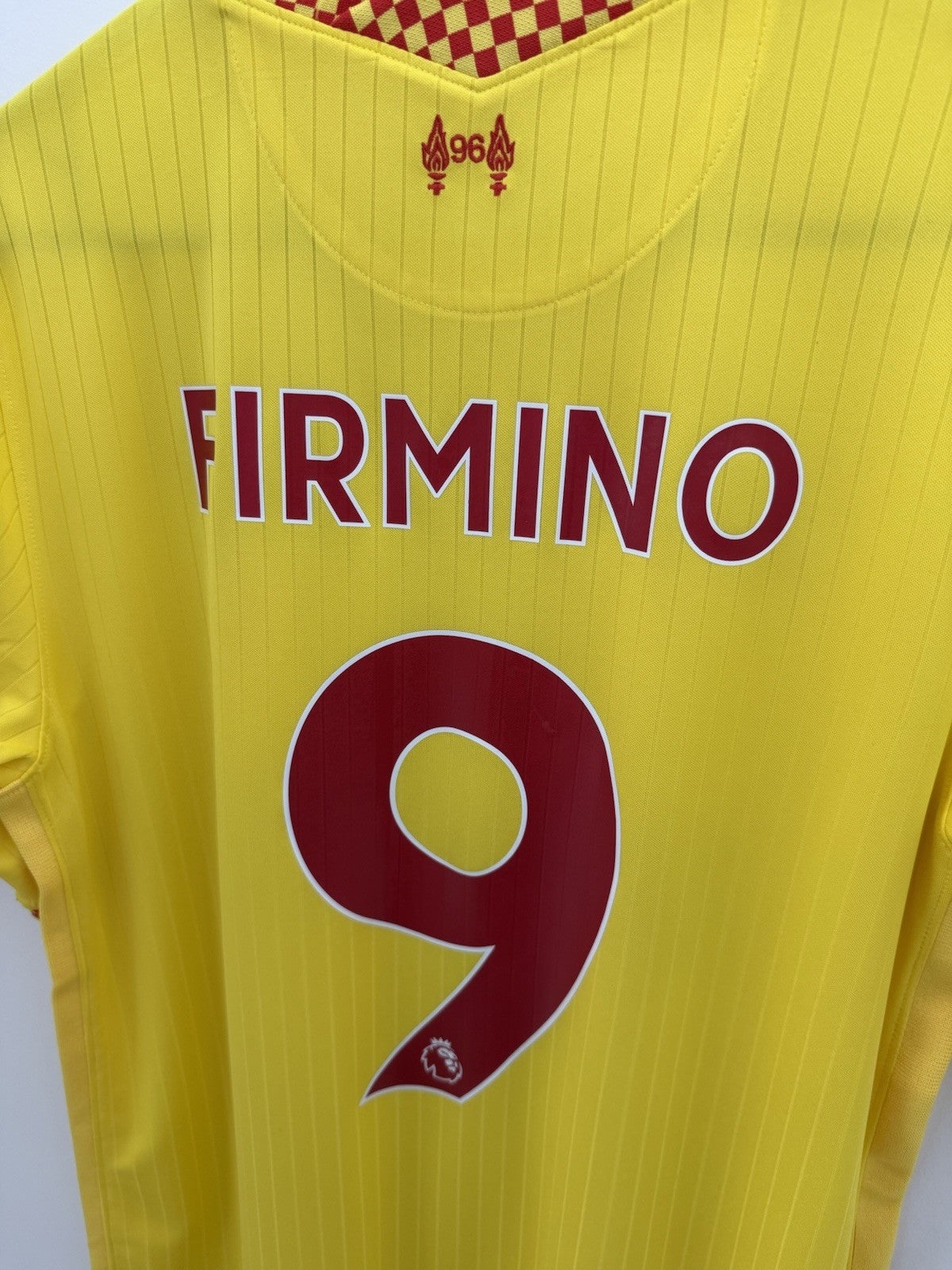 Liverpool Firmino #9 2021/22 Medium 3rd Shirt Nike BNWT DB5902-704