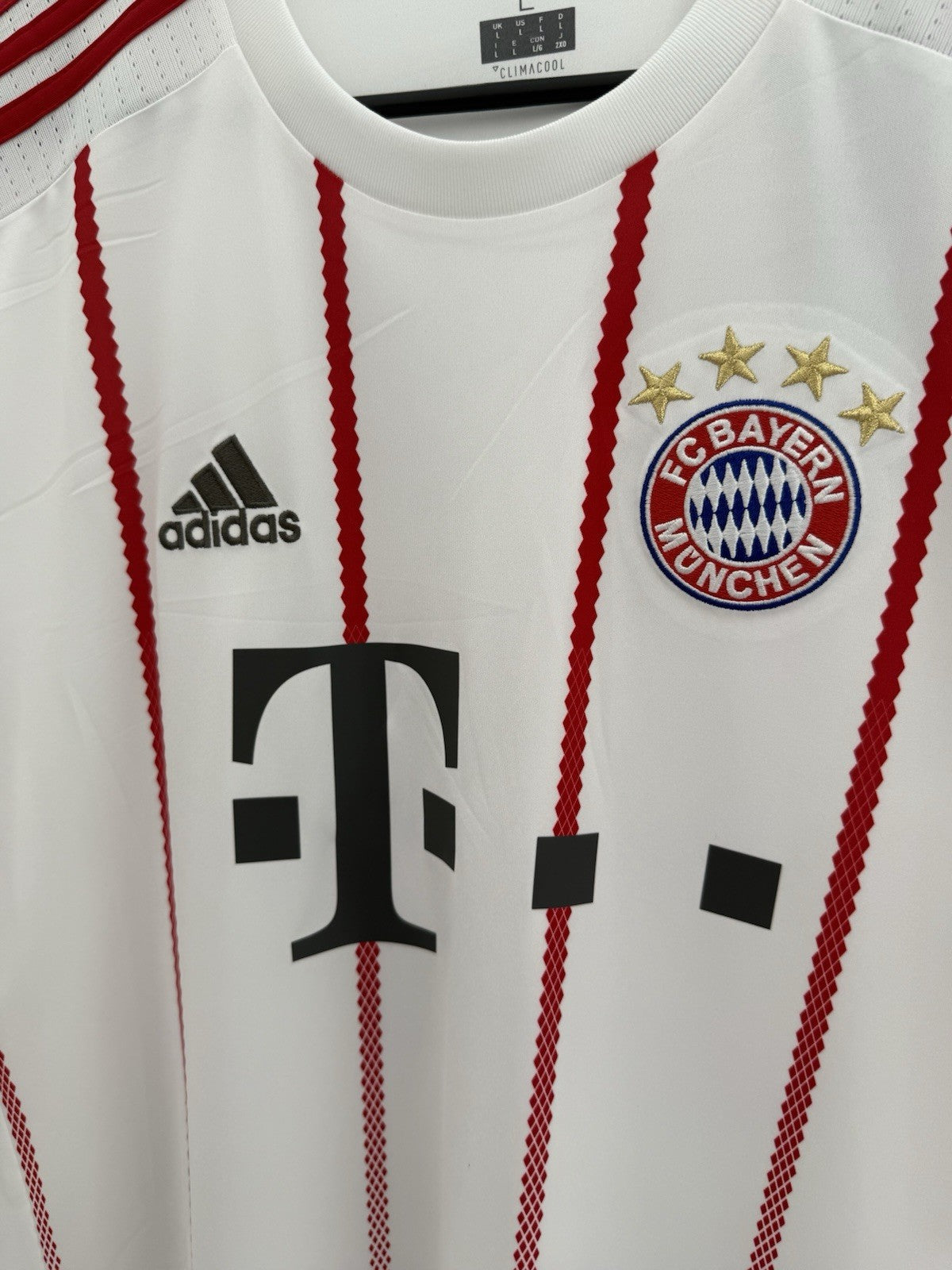 Bayern Munich Vidal #23 2017/18 3rd Large Shirt Adidas BNWT CD6588