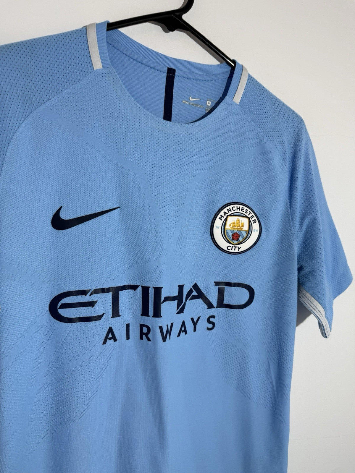 Manchester City G. Jesus #33 2017/18 Medium Home Excellent Condition 847197-489