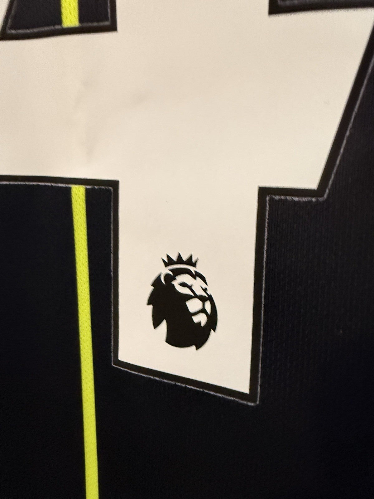 Manchester City Kompany #4 2018/19 Small Away Excellent Condition 919002-476