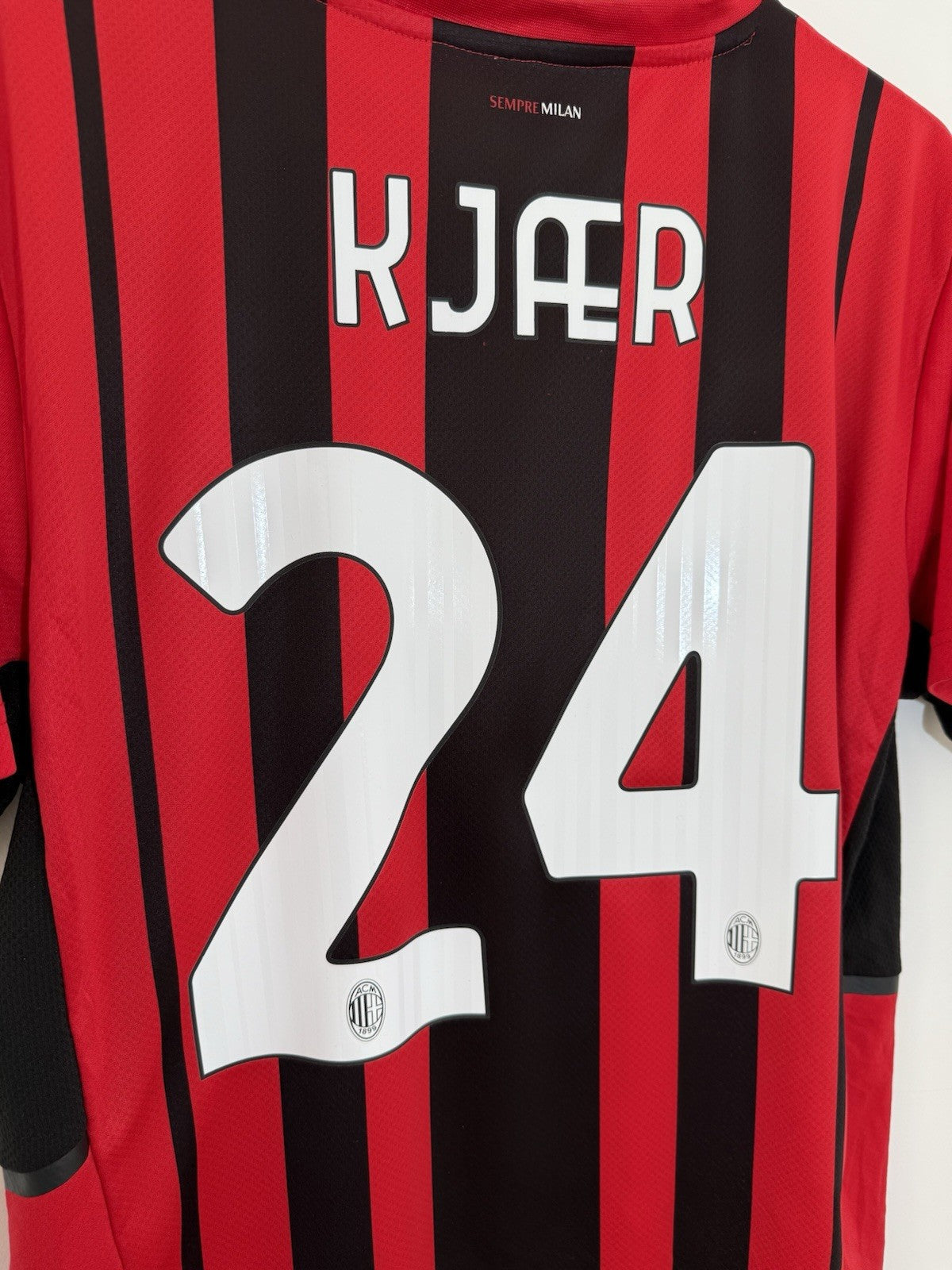 AC Milan Kjaer #24 2021/22 Medium Home Shirt Puma Excellent Condition 759122-01