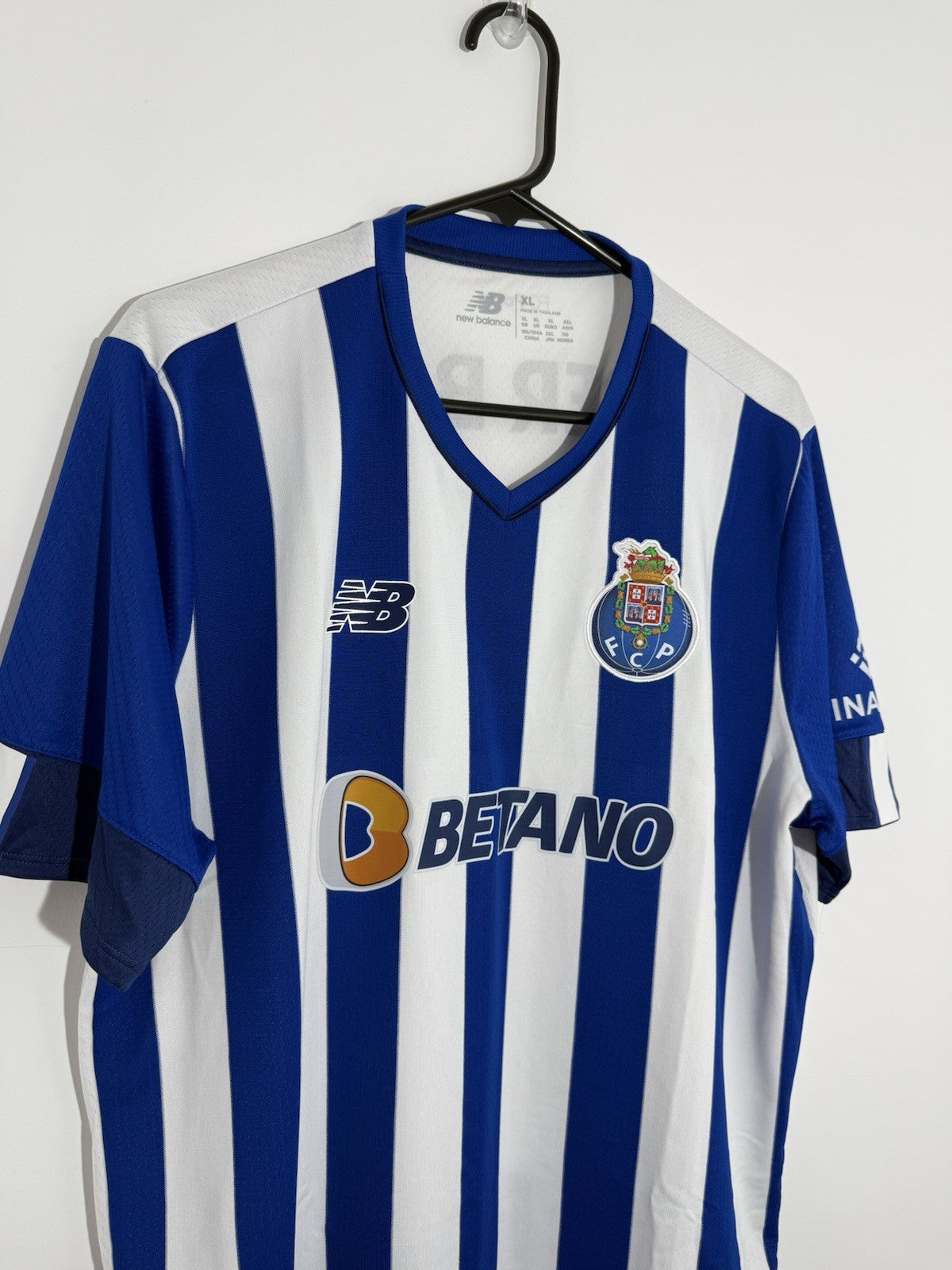 Porto 2022/23 XL Home Shirt New Balance BNWOT MT230060