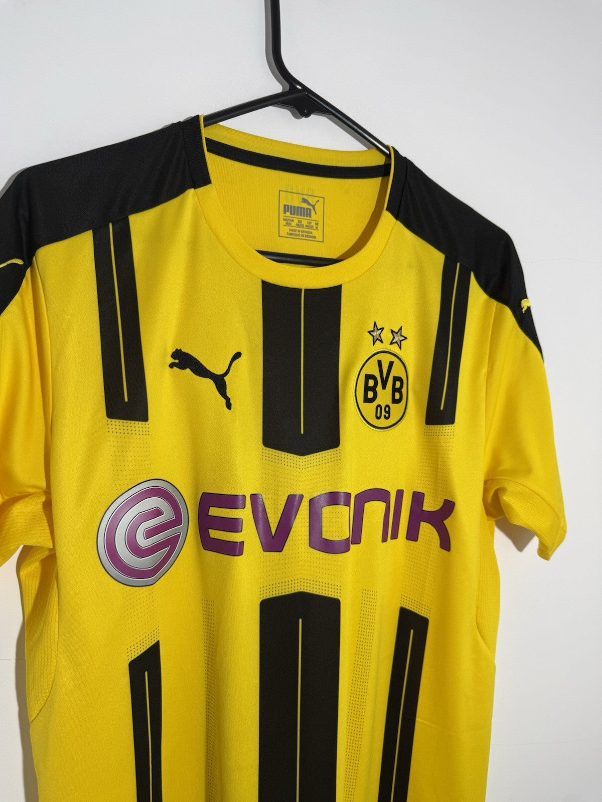 Borussia Dortmund Pulisic #22 2016/17 Medium Home Excellent Condition 749821