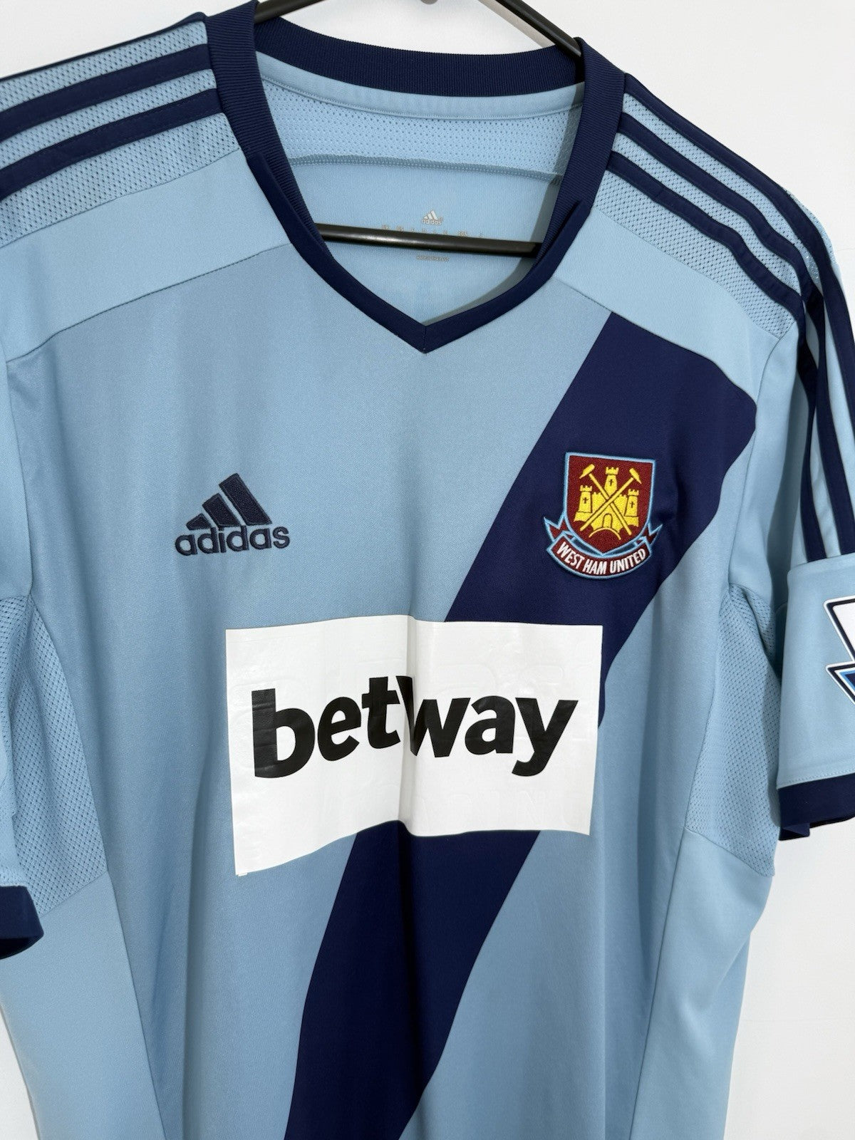 West Ham United Downing #11 2014/15 Large Away Shirt Excellent Condition M62563