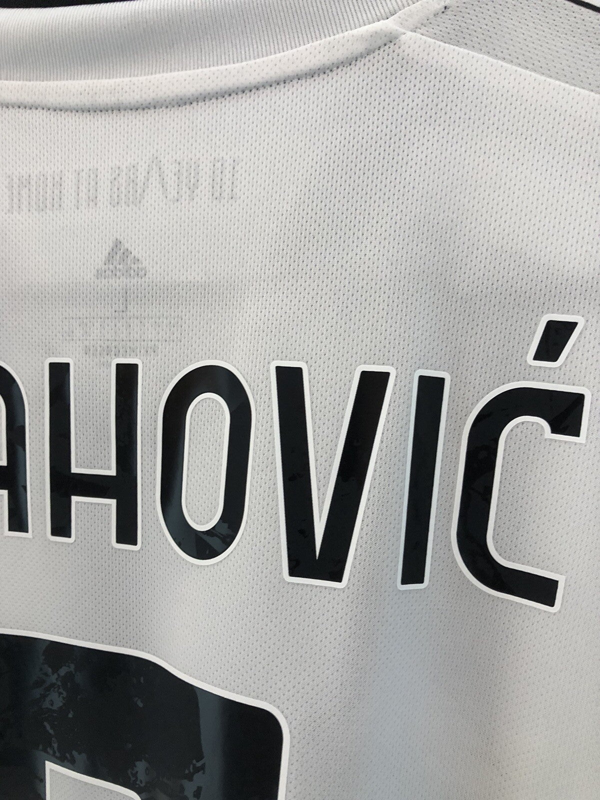 Juventus Vlahovic #7 2021/22 Large Home Shirt Adidas Excellent Condition GS1442