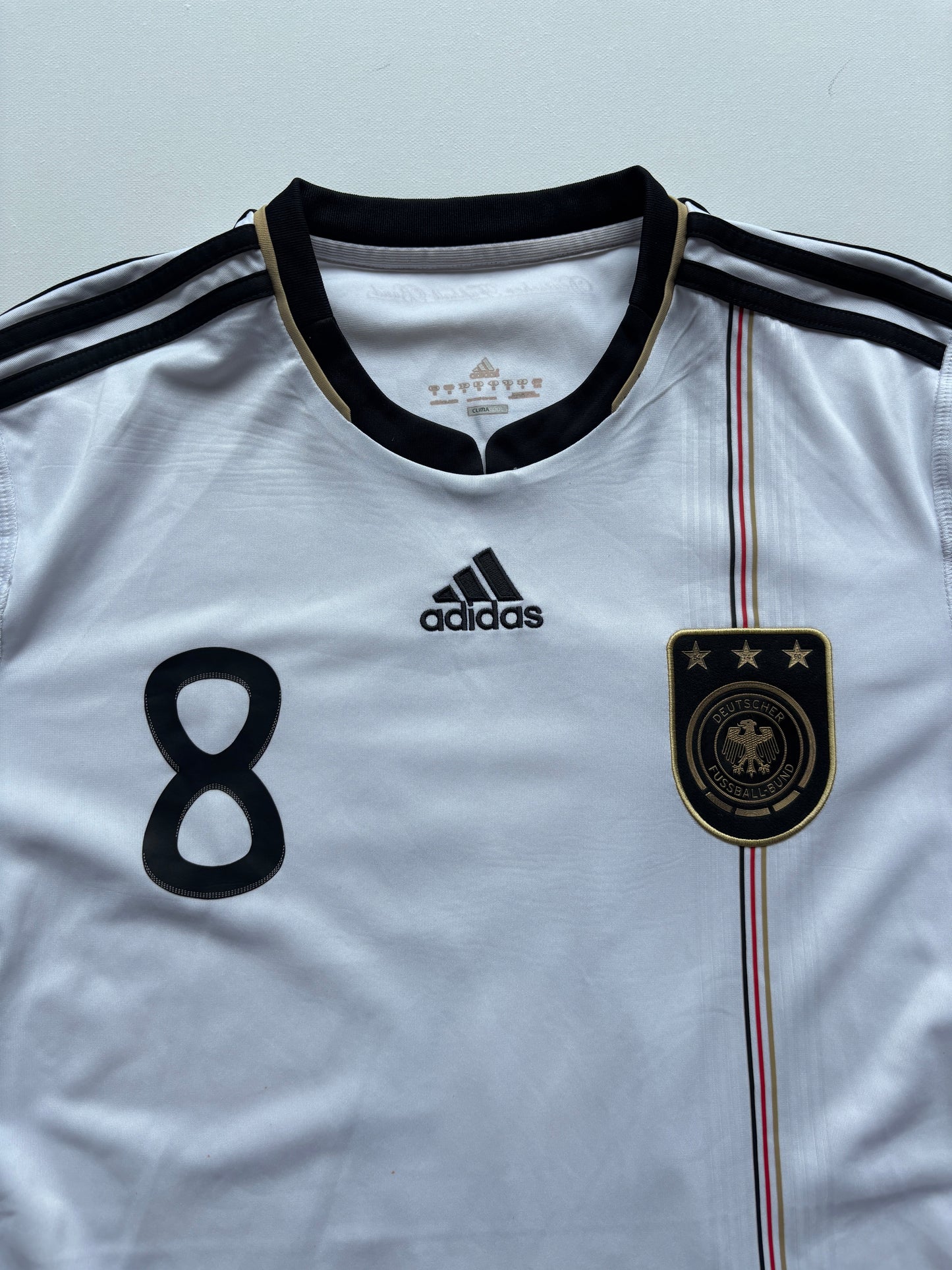 Germany Home Shirt 2010 (M) Ozil 8