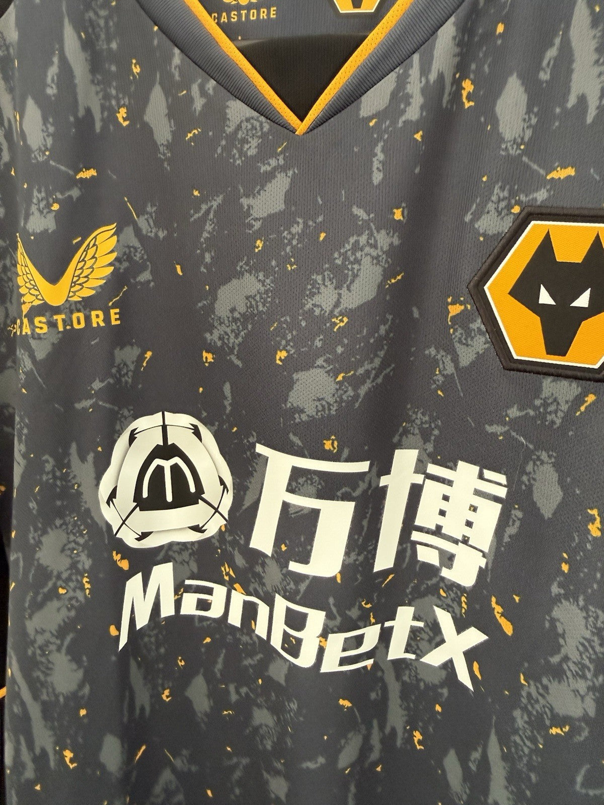 Wolverhampton Wanderers Fabio Silva #17 2021/22 Large Away Shirt Castore BNWT