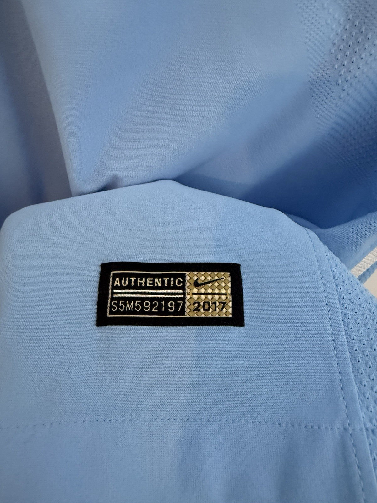 Manchester City G. Jesus #33 2017/18 Medium Home Excellent Condition 847197-489