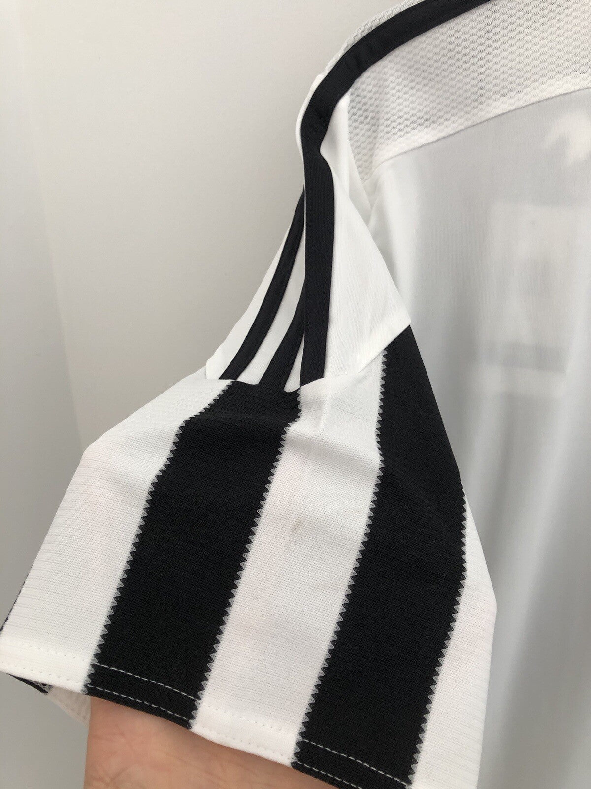Juventus Morata #9 2015/16 Medium Home Shirt BNWT AA0336