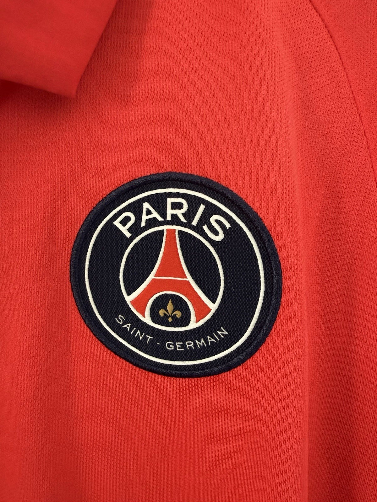 Paris St Germain 2014/15 Medium 3rd Shirt Excellent Condition 655334-698