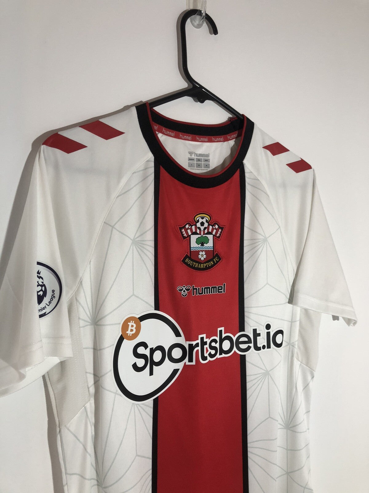 Southampton Walcott #32 2022/23 Small Home Hummel Excellent Condition