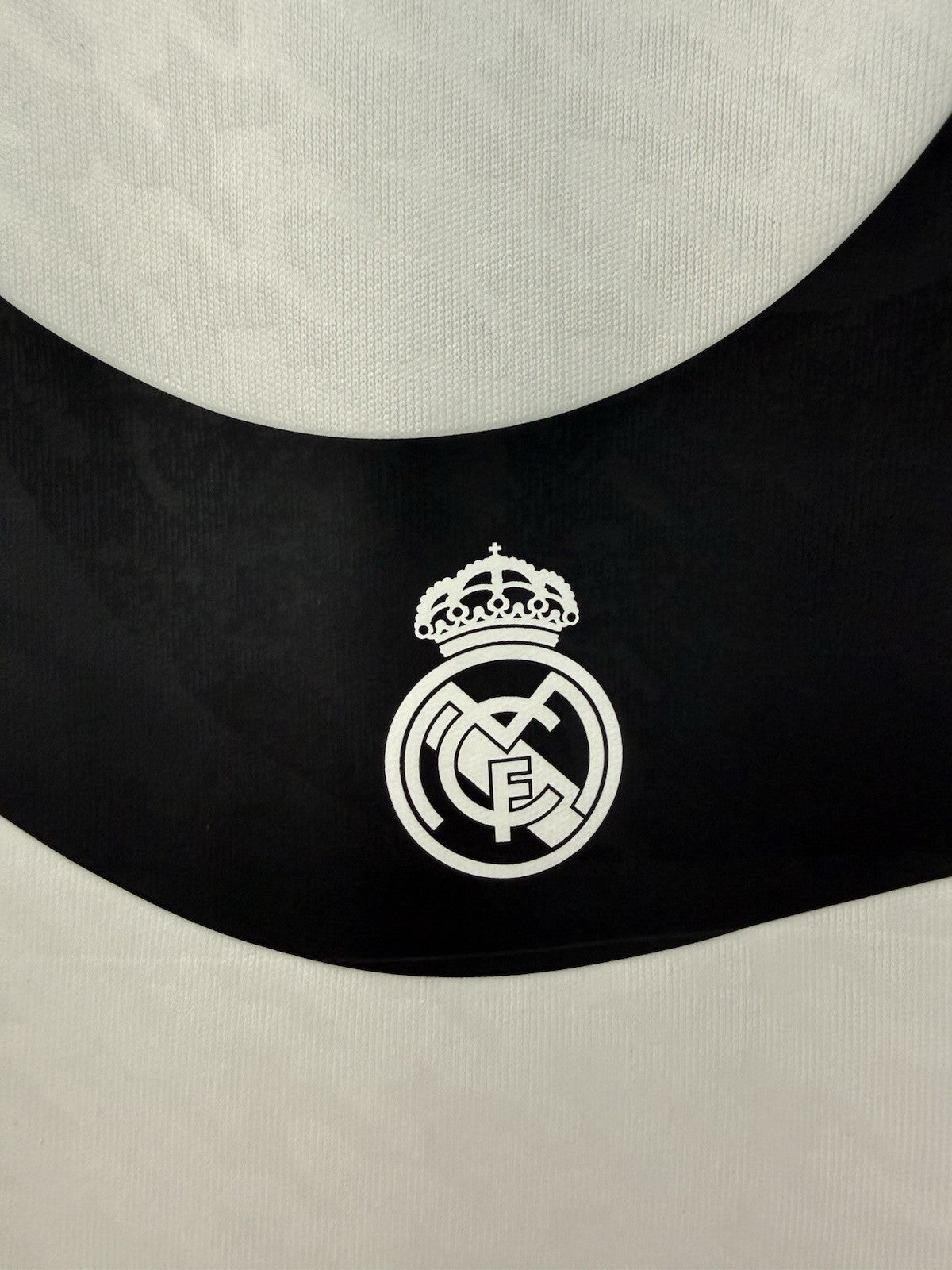 Real Madrid Bellingham #5 2024/25 Medium CL Home Shirt BNWT IU5011