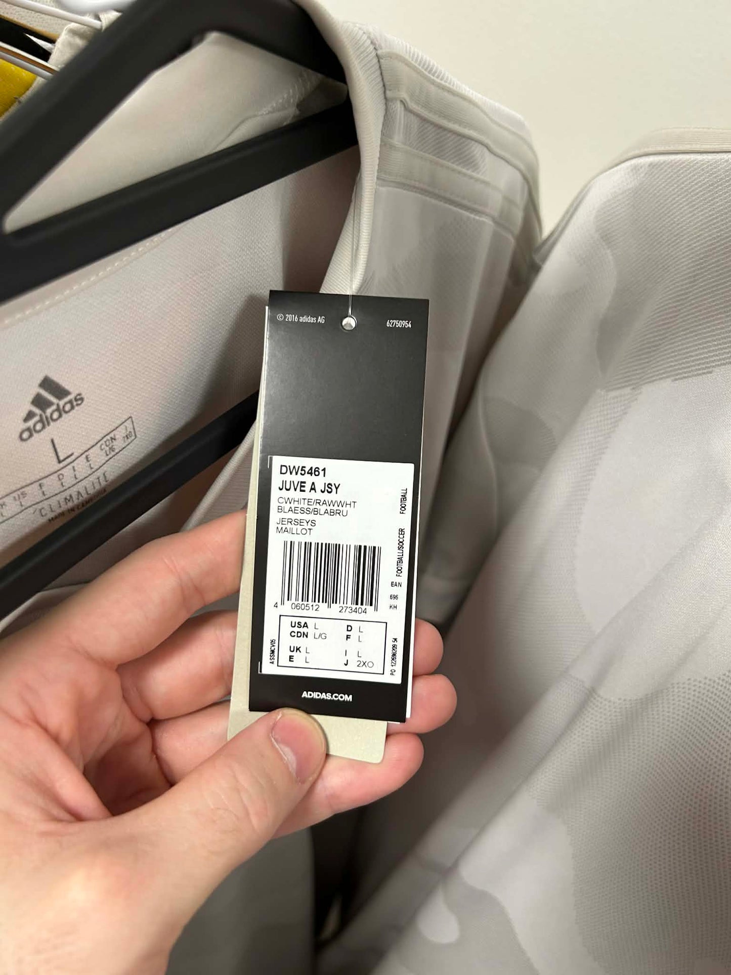 Juventus 2019-2020 Away Shirt (BNWT) L