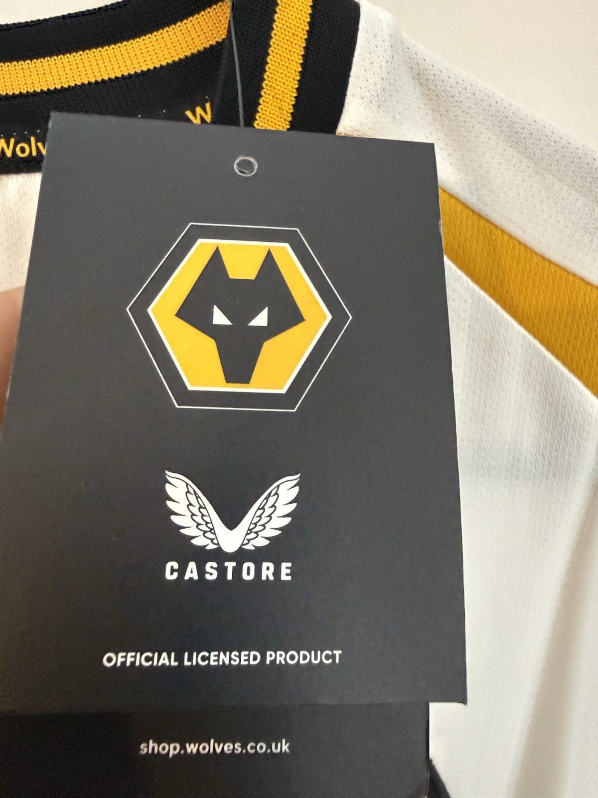 Wolverhampton Wanderers Hee Chan #26 2021/22 Large 3rd Shirt Castore BNWT