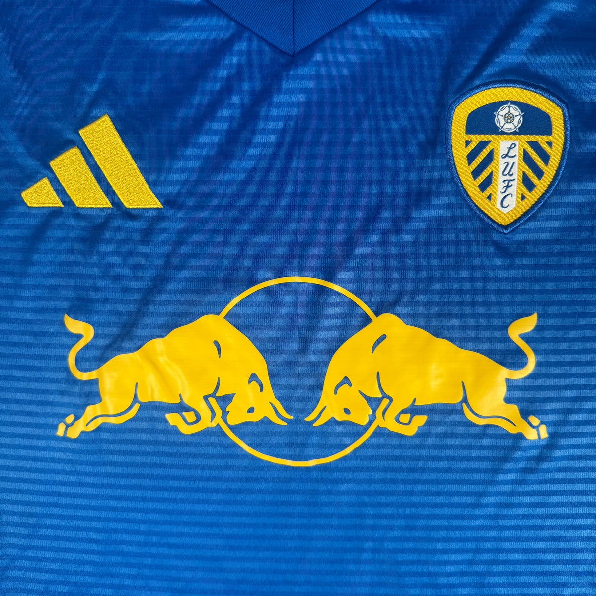 Leeds United 2025/2026 Away Football Shirt Large