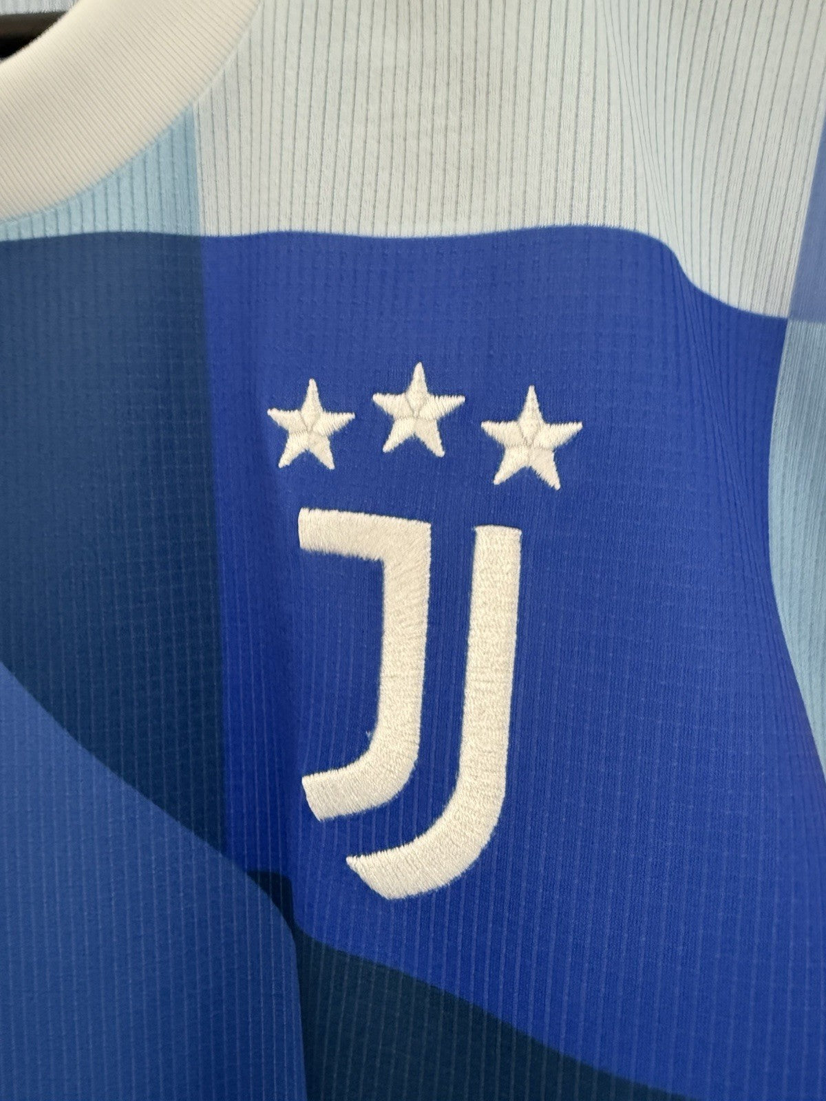 Juventus Chiellini #3 2021/22 Medium 4th Shirt Adidas BNWT HM6516
