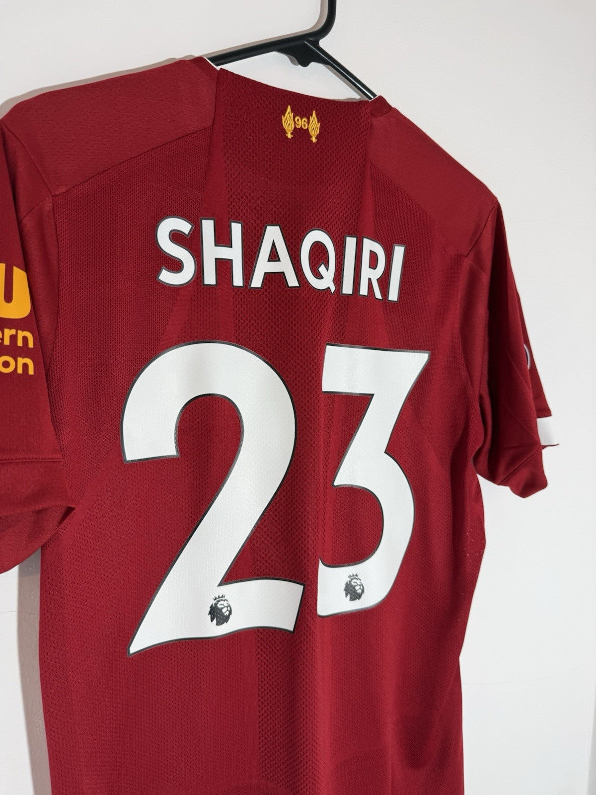 Liverpool Shaqiri #23 2019/20 Small Home Shirt Excellent Condition MT930000