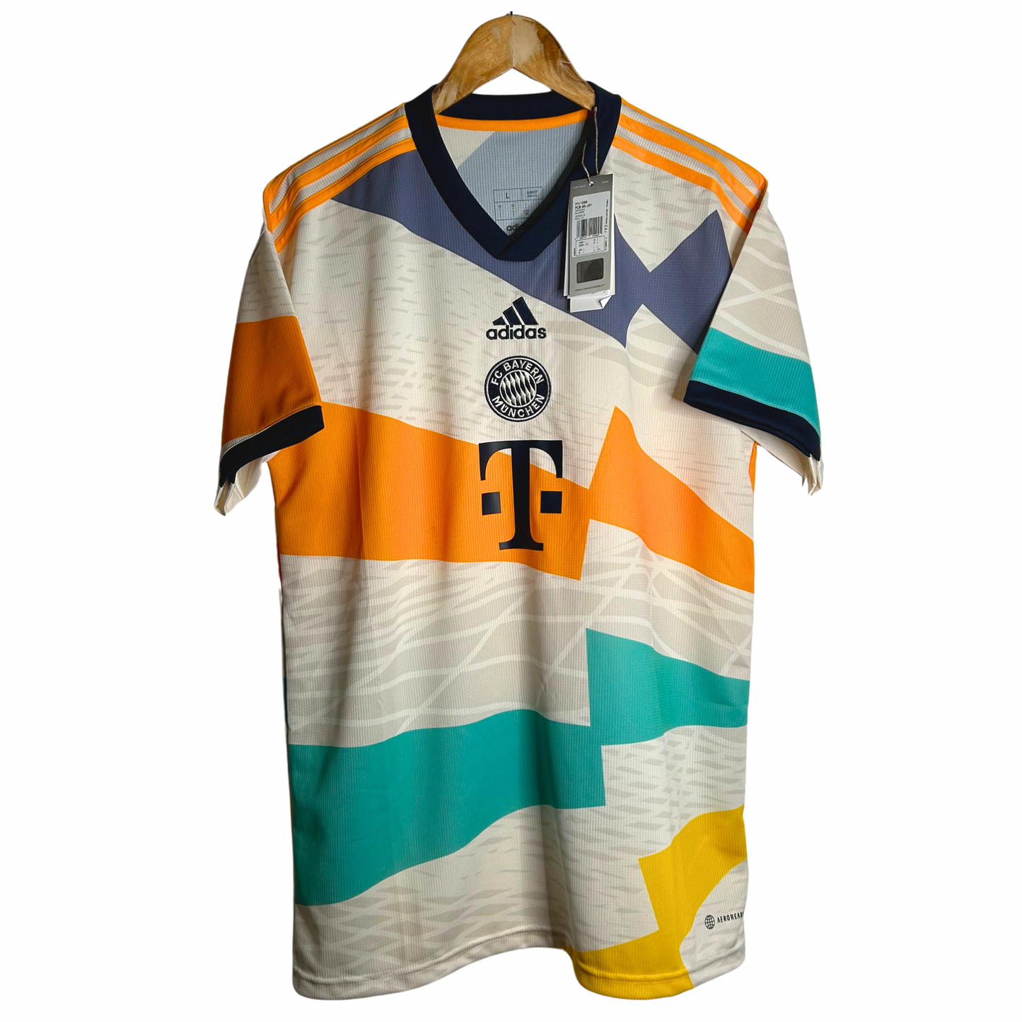2022-23 Bayern Munich Fourth Shirt (BNWT) - L