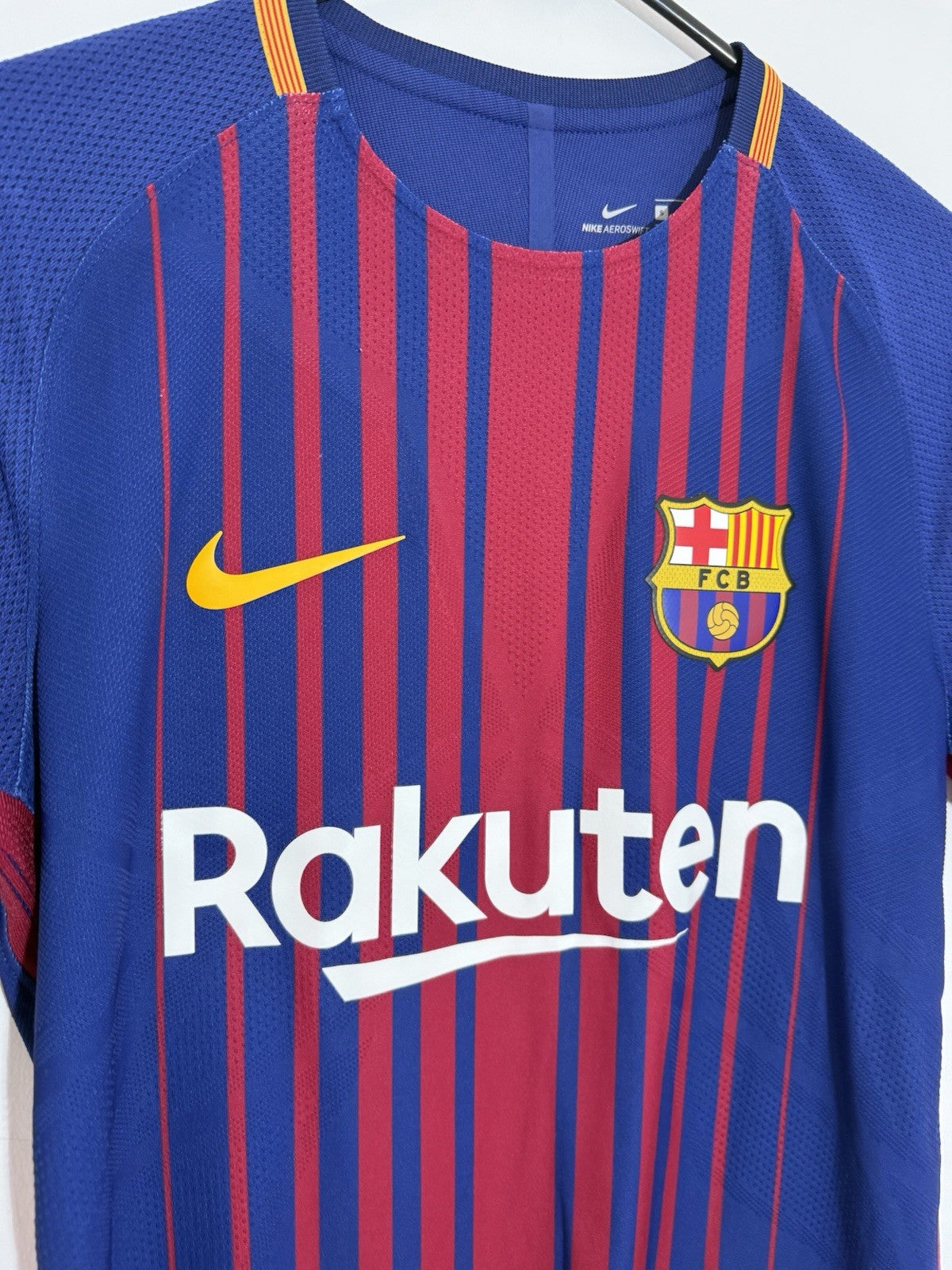 Barcelona Suarez #9 2017/18 Small Aeroswift Home Excellent Condition 847190-456