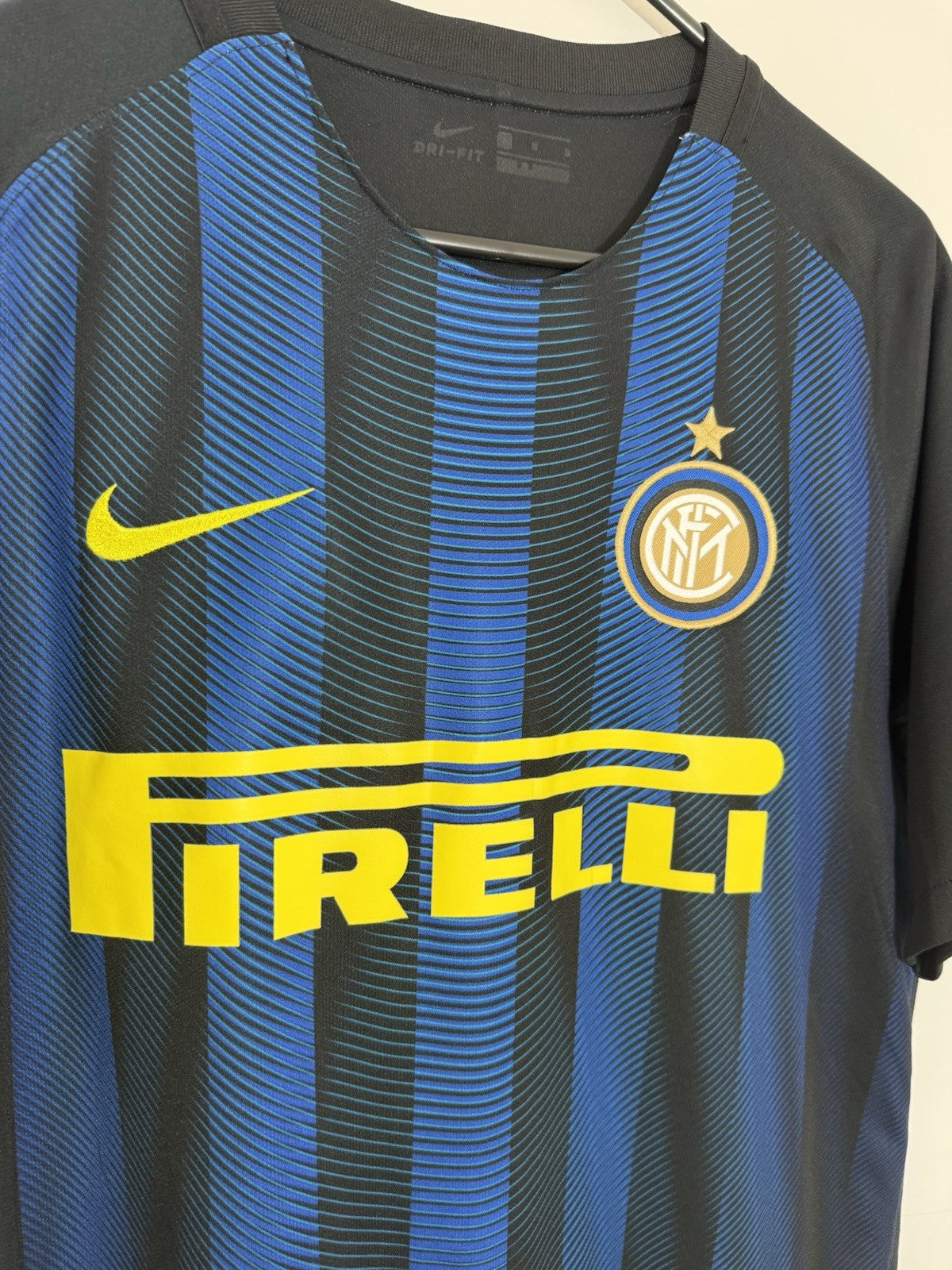 Inter Milan Candreva #87 2016/17 Home Medium Excellent Condition 776891-011
