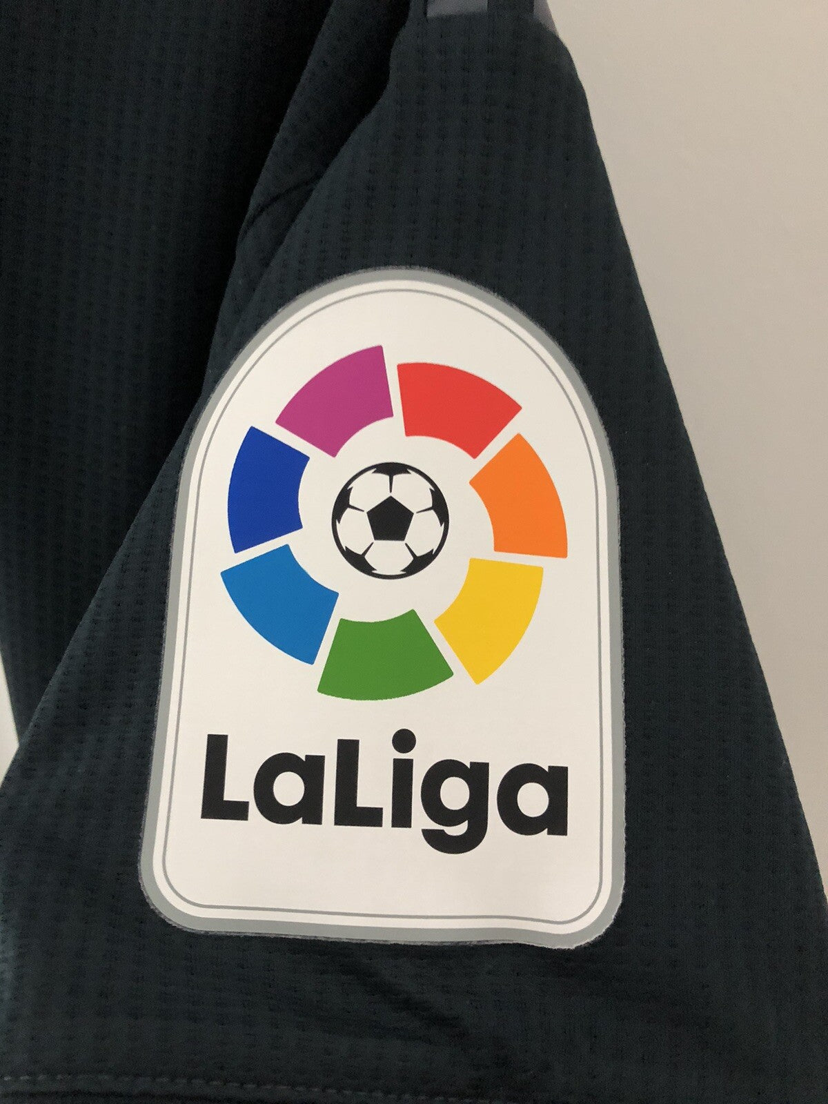 Real Madrid Modric #10 2018/19 Small Away Authentic Excellent Condition CY6329