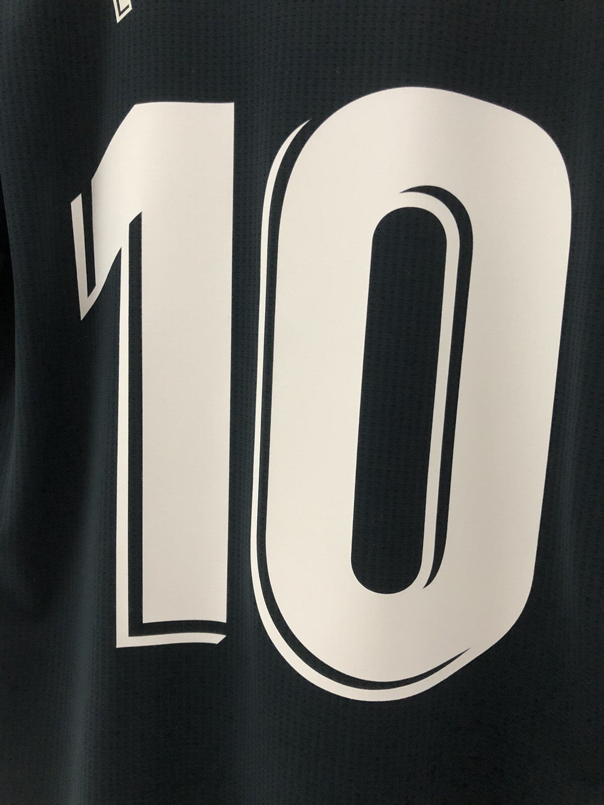 Real Madrid Modric #10 2018/19 Small Away Authentic Excellent Condition CY6329