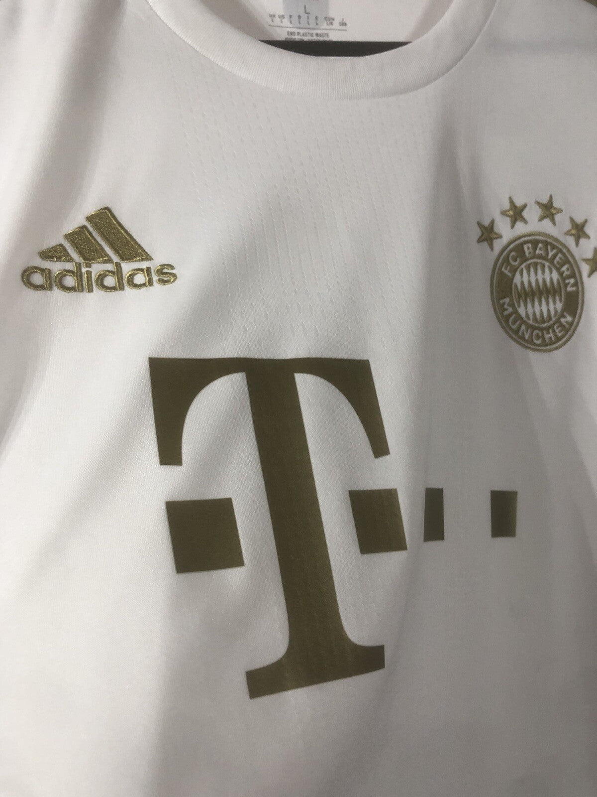 Bayern Munich Mane #17 2022/23 Large Away Shirt Excellent Condition HI3886