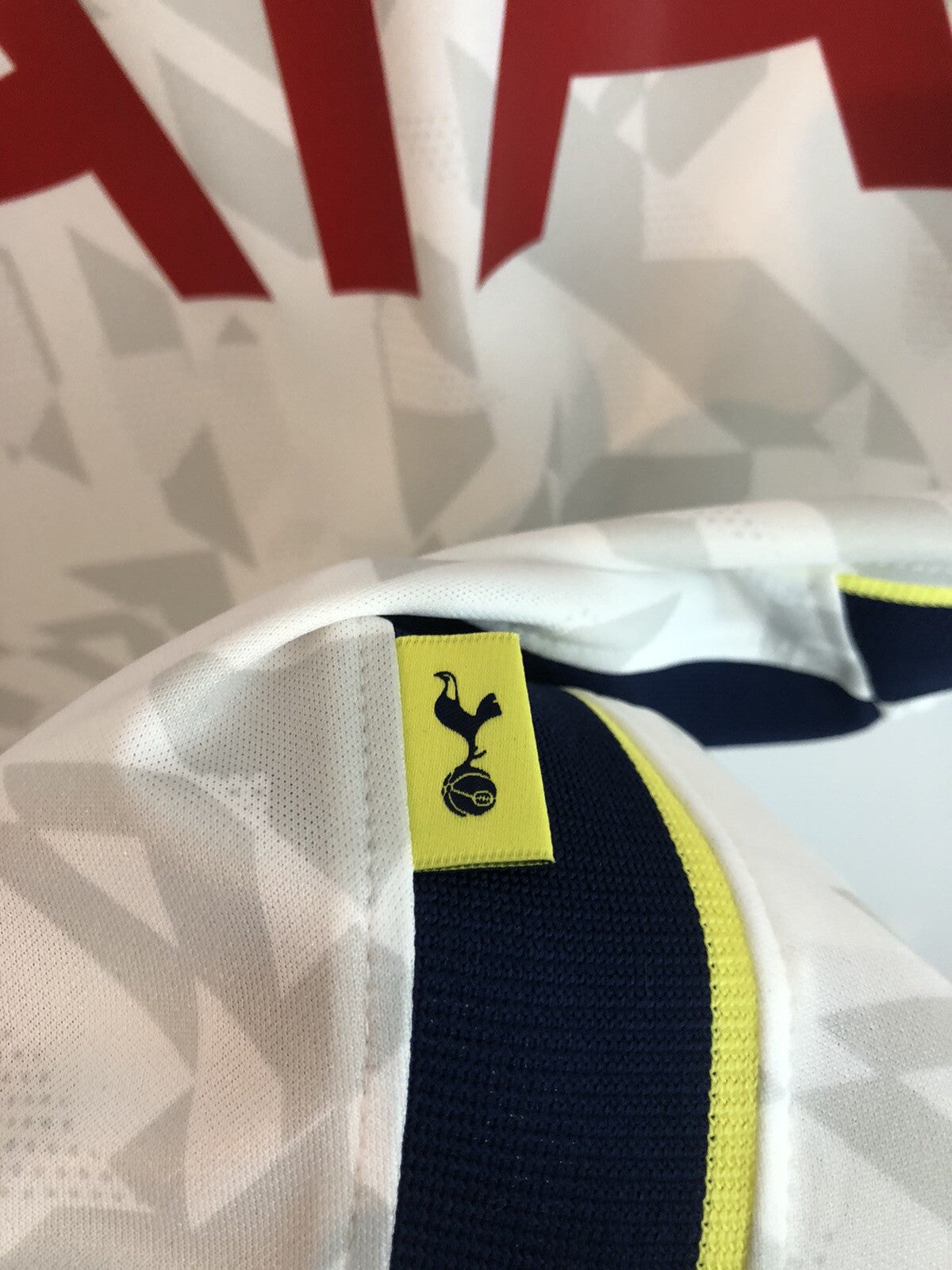 Tottenham Hotspur Bale #9 2020/21 Small Home Shirt BNWT CD4256-101