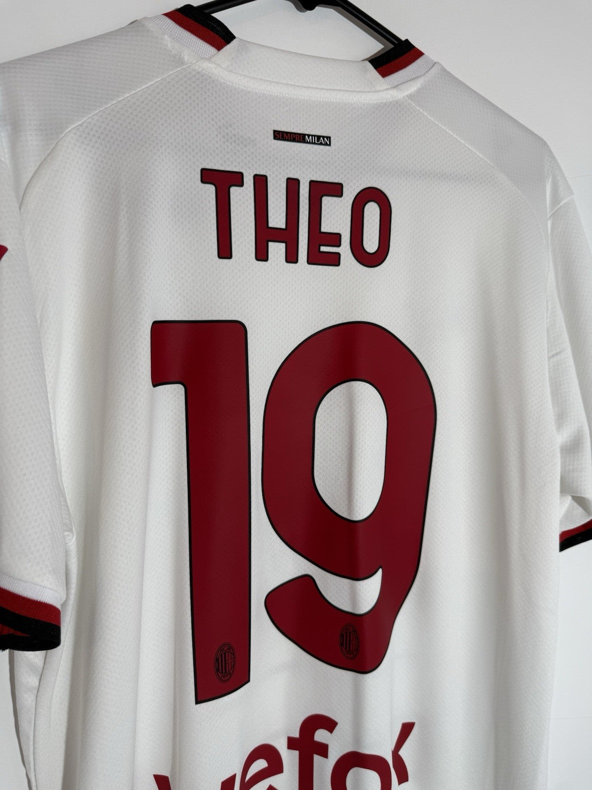 AC Milan Theo #19 2022/23 Large Away Shirt BNWT 765834-02