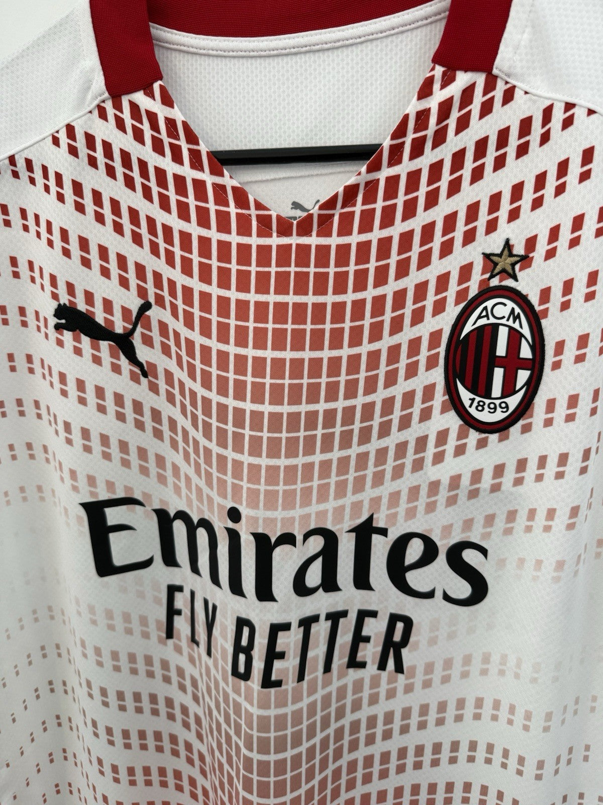 AC Milan Saelemaekers #56 2020/21 Medium Away Shirt Puma BNWT 757278-02