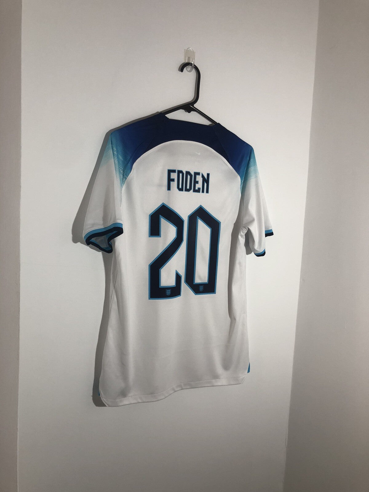 England Foden #20 2022 Medium Home Shirt Excellent Condition DN0687-100
