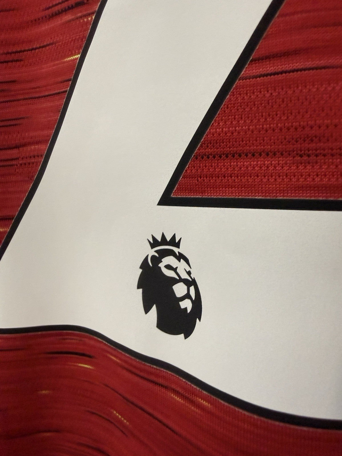Manchester United Shaw #23 2020/21 Medium Home Shirt Excellent Condition GC7958