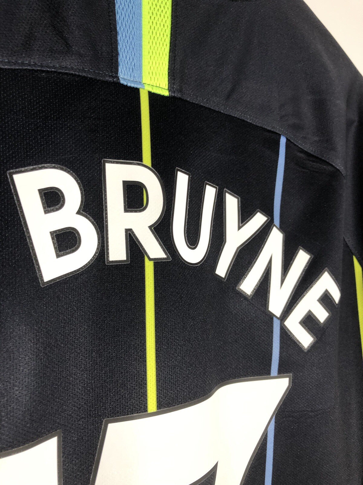 Manchester City De Bruyne #17 2018/19 Large Away Excellent Condition 919002-476