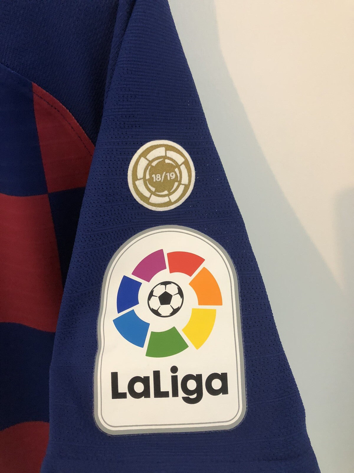Barcelona Suarez #9 2019/20 Medium Vaporknit Home Excellent Condition AJ5257-456