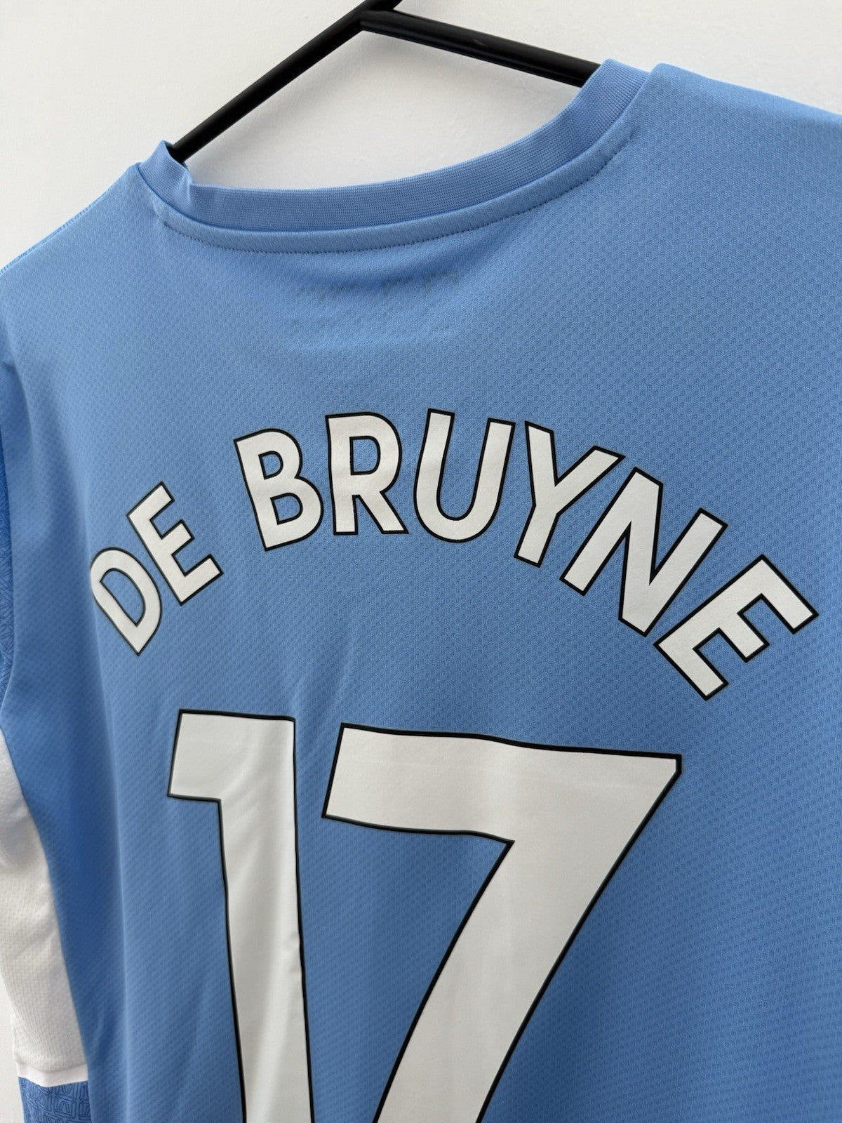 Manchester City De Bruyne #17 2021/22 Medium Home Excellent Condition 759202-01
