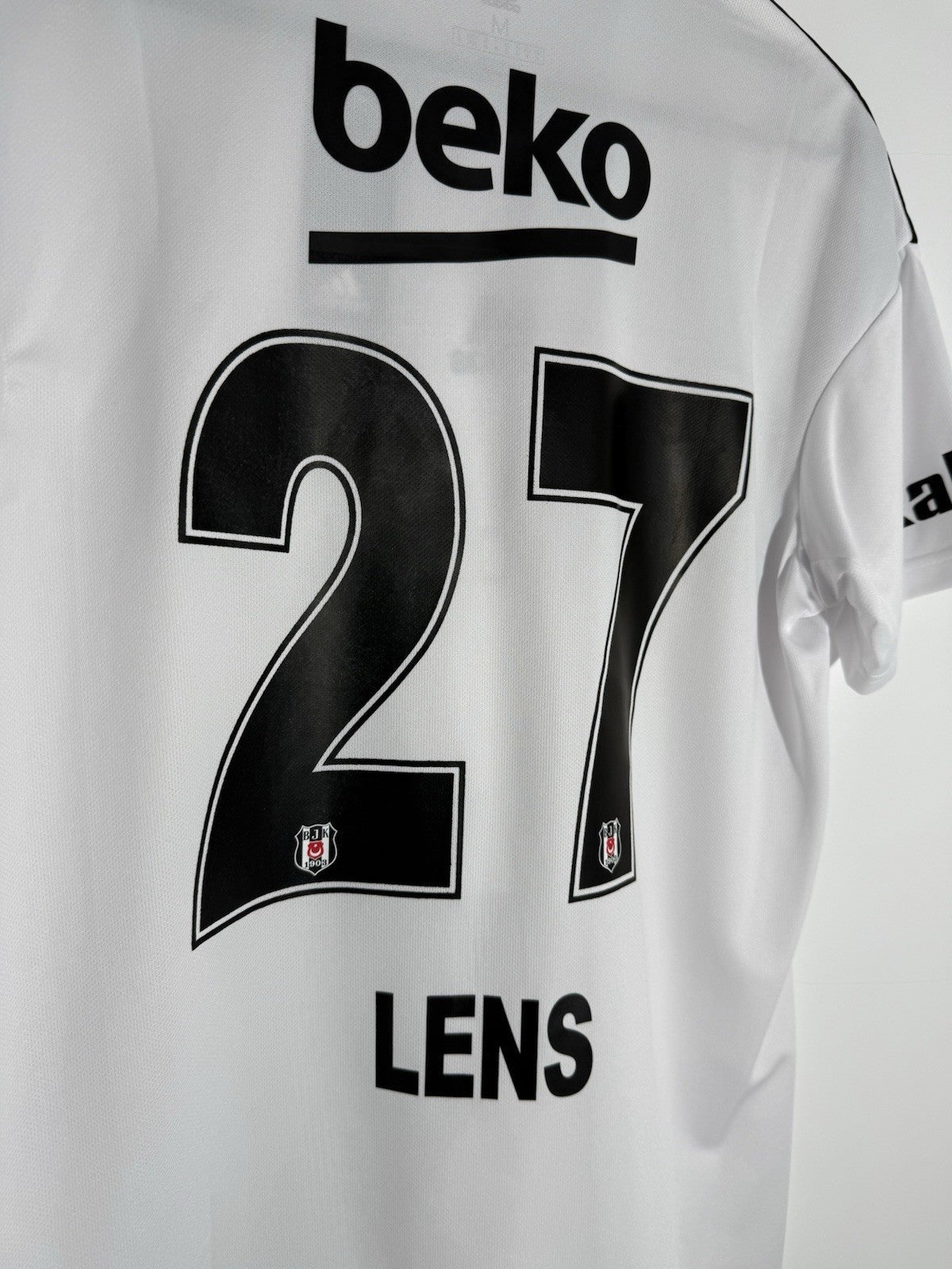 Besiktas Lens #27 2019/20 Medium Home Shirt BNWT DX3707
